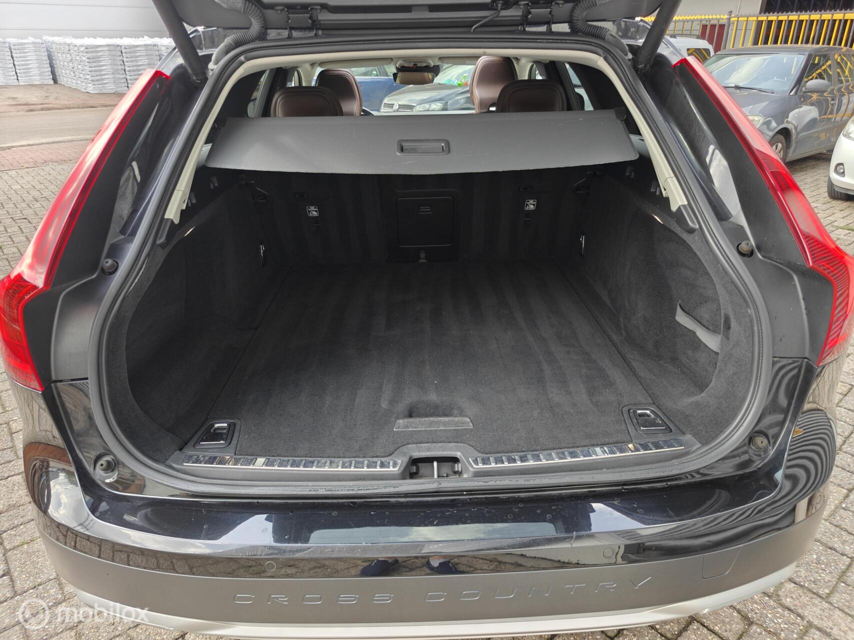 Foto van Volvo V90 Cross Country