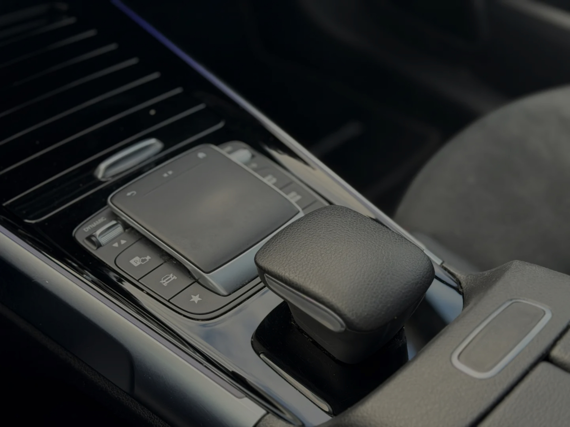 Foto van Mercedes-Benz Eqb 250