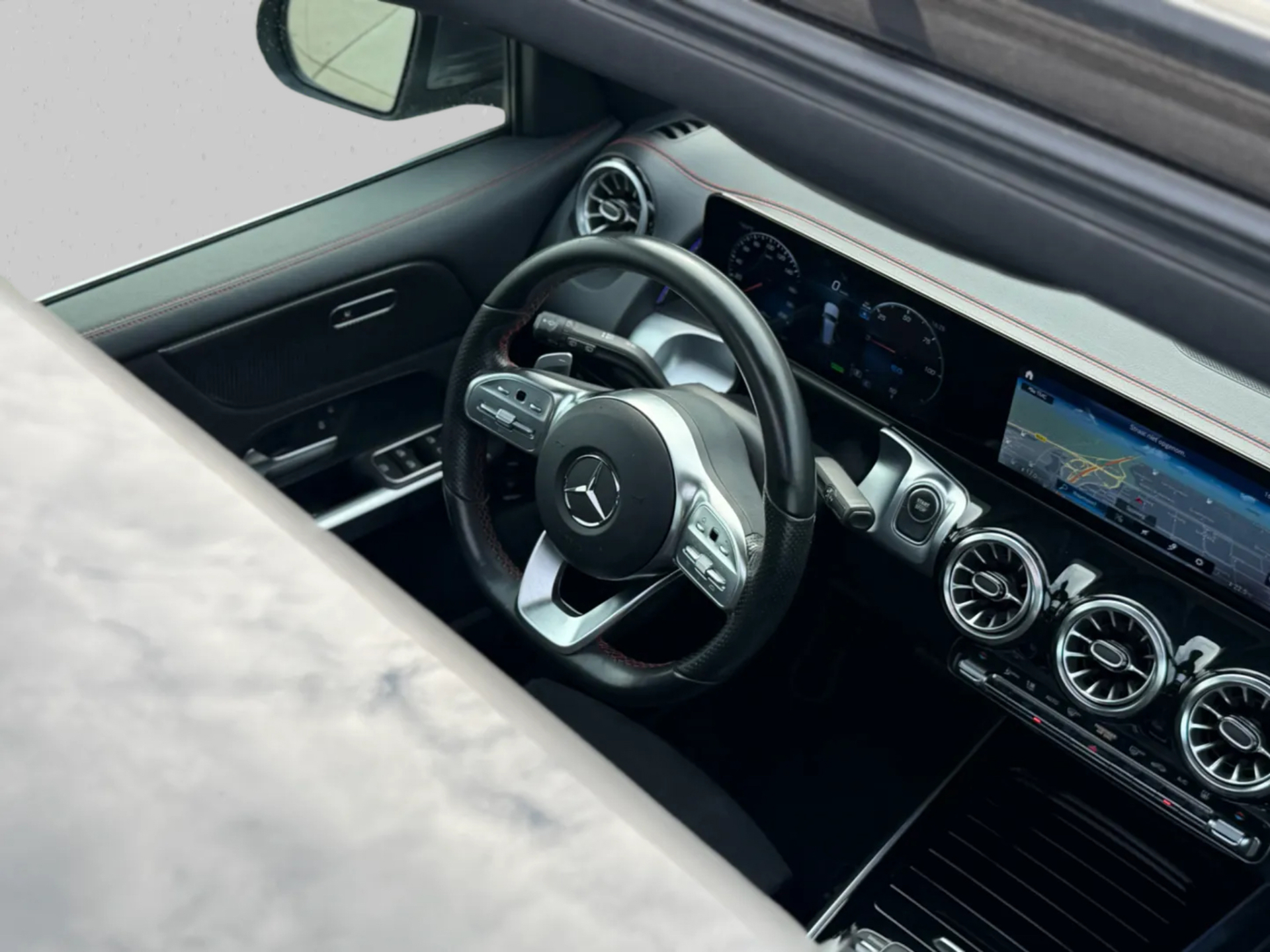 Foto van Mercedes-Benz Eqb 250