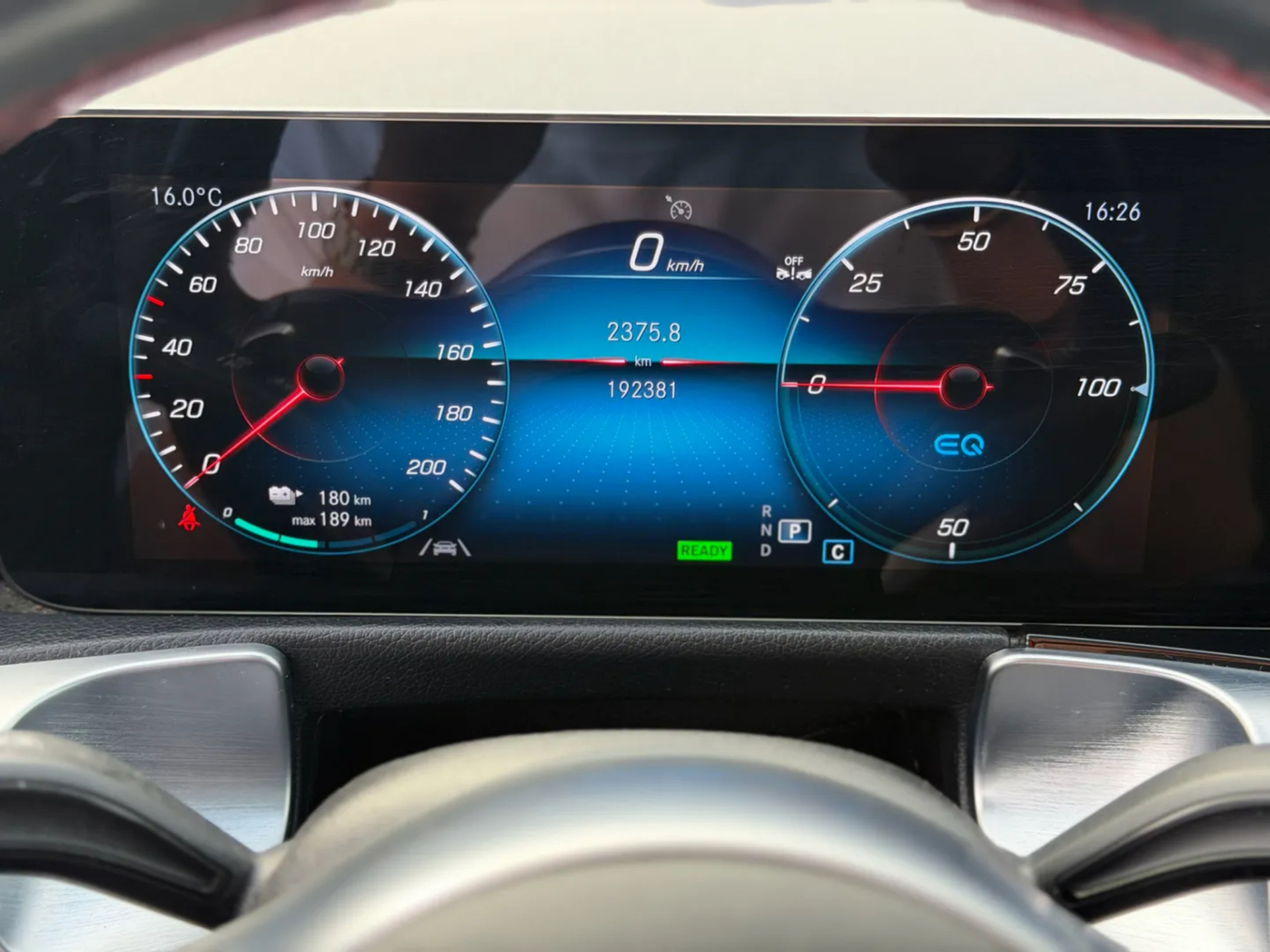 Foto van Mercedes-Benz Eqb 250