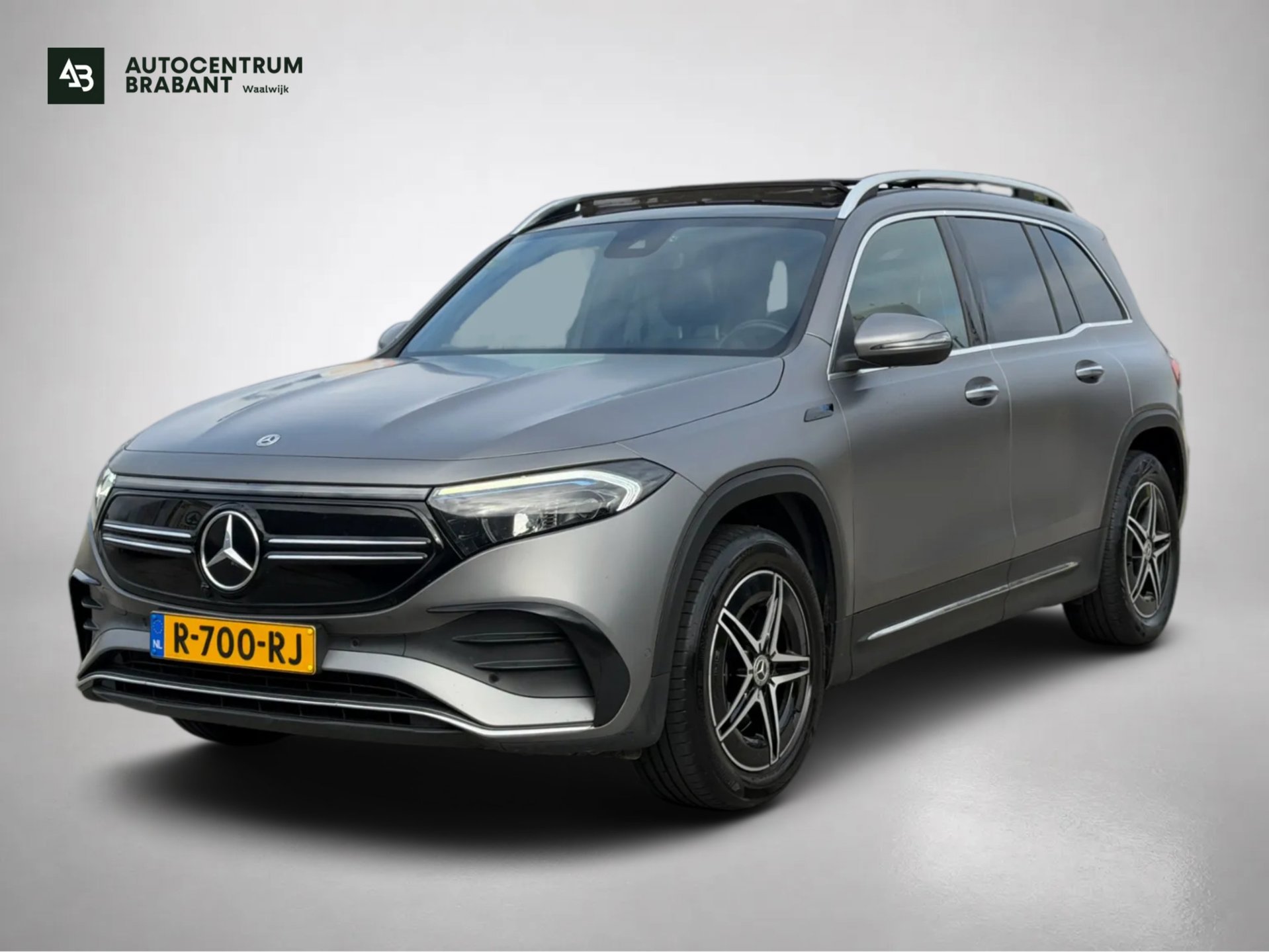 Mercedes-Benz Eqb 250 250 AMG Line 7p. 67 kWh 93% SoH(NL-auto, 1e Eig, Dealer OndH, Panorama, SfeerV, Carplay, Camera, StoelV, Etc) 2022 - voorkant