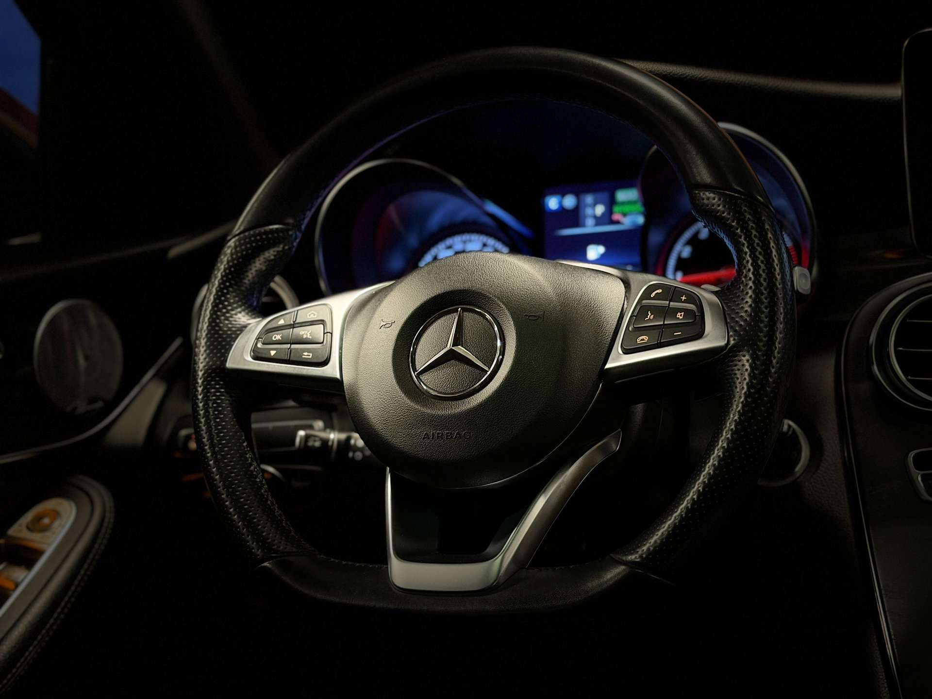 Foto van Mercedes-Benz GLC 350 E 4Matic