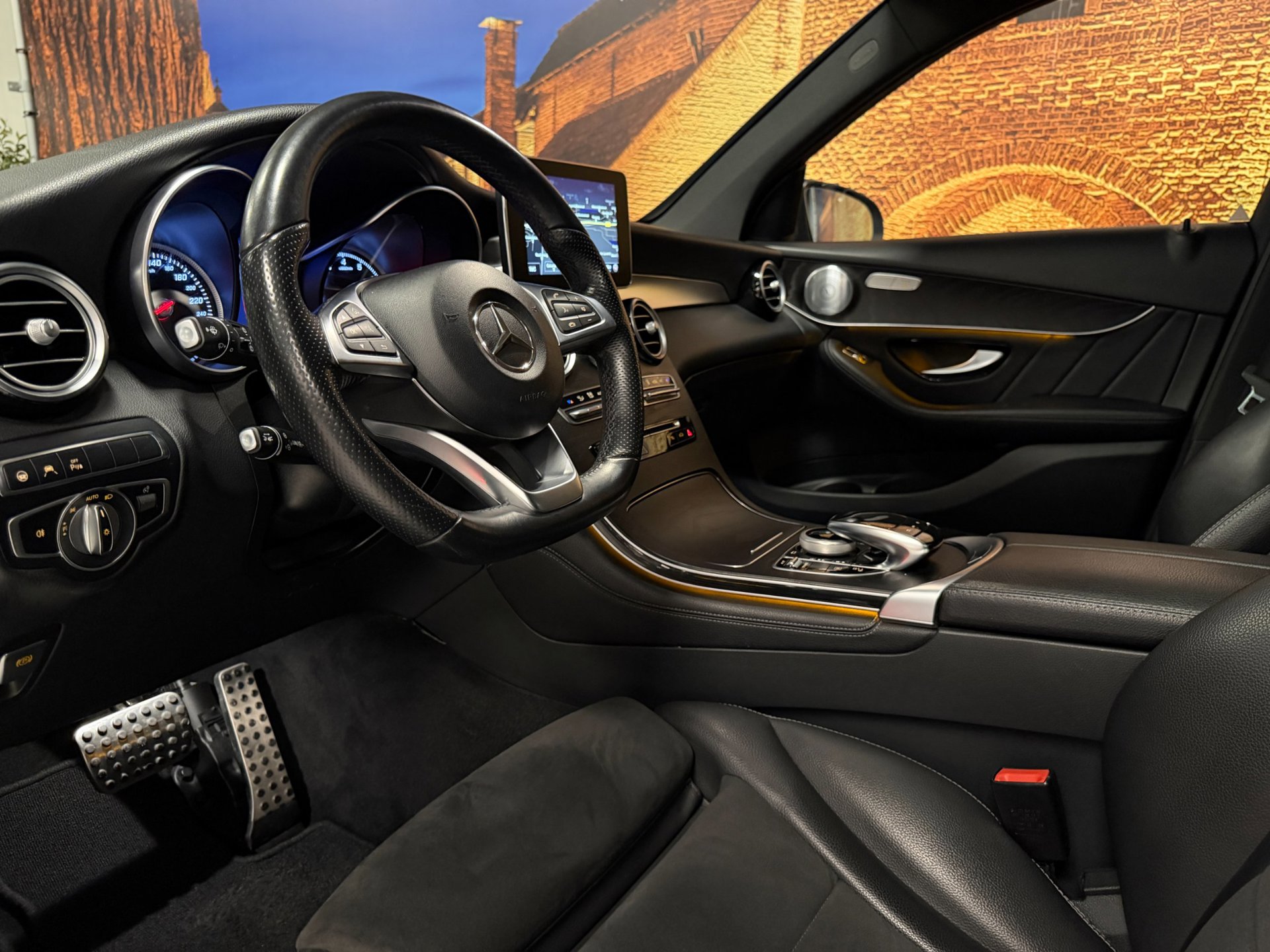 Foto van Mercedes-Benz GLC 350 E 4Matic