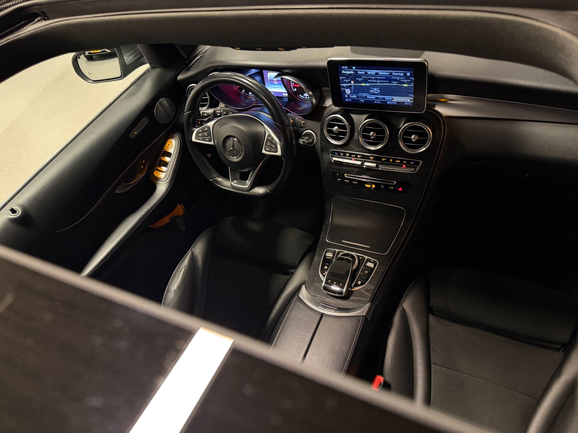 Foto van Mercedes-Benz GLC 350 E 4Matic