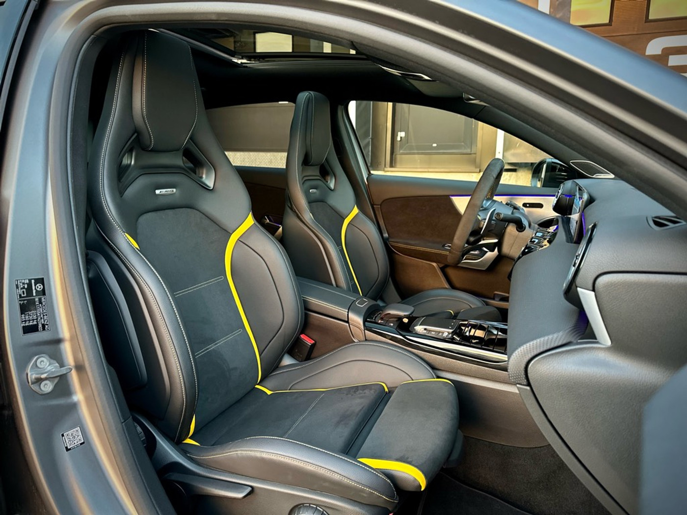 Foto van Mercedes-Benz AMG A 45 S