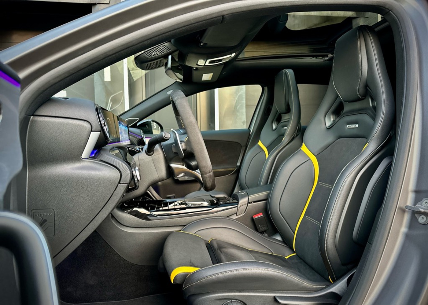 Foto van Mercedes-Benz AMG A 45 S