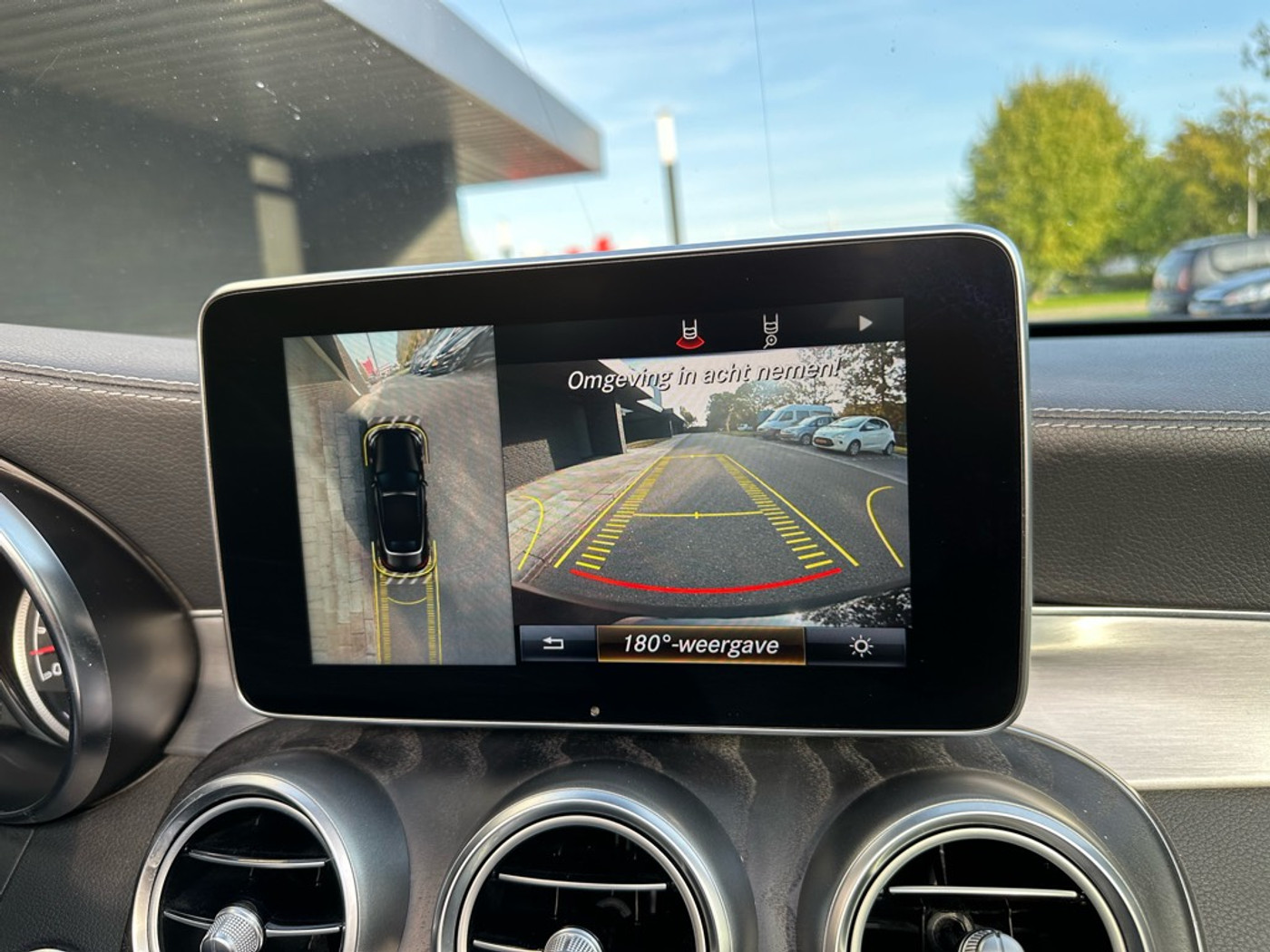 Foto van Mercedes-Benz AMG C 43