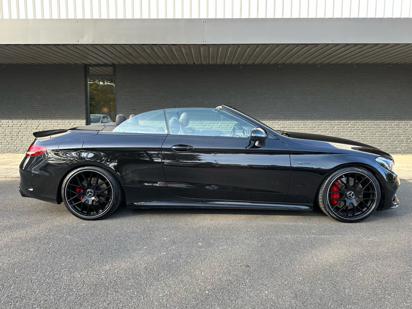 Foto van Mercedes-Benz AMG C 43