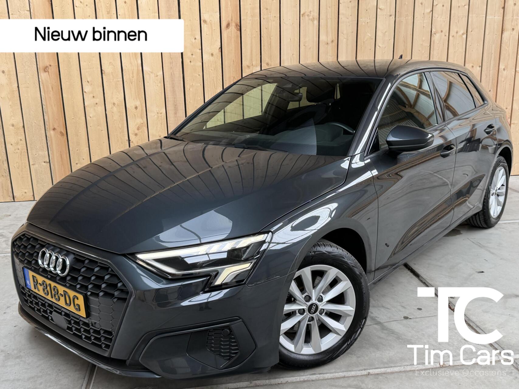 Audi A3 Sportback 30 TFSI Pro Line Automaat Apple CarPlay/Android Auto | Cruise control & climate control | DAB ontvanger | LED koplampen | Cruise control & climate control | Lane assist | Lichtmetalen velgen 2022 - voorkant
