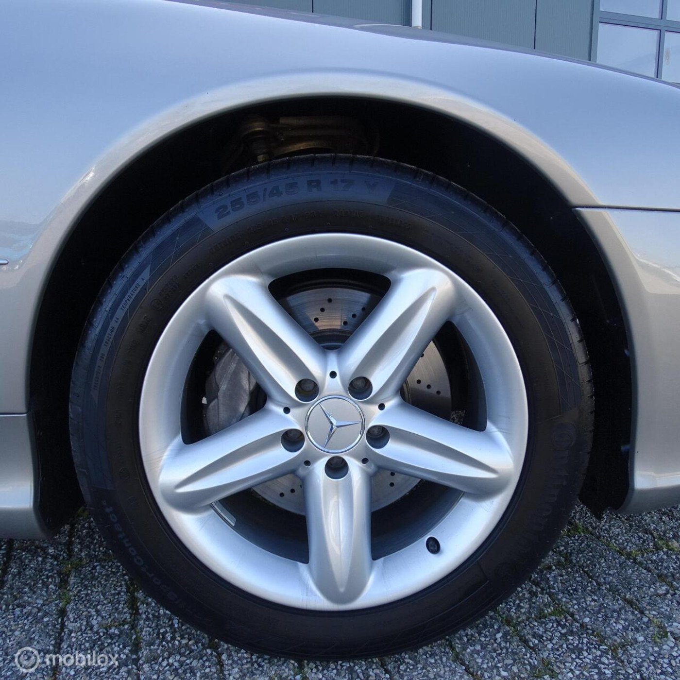 Foto van Mercedes-Benz SL 350