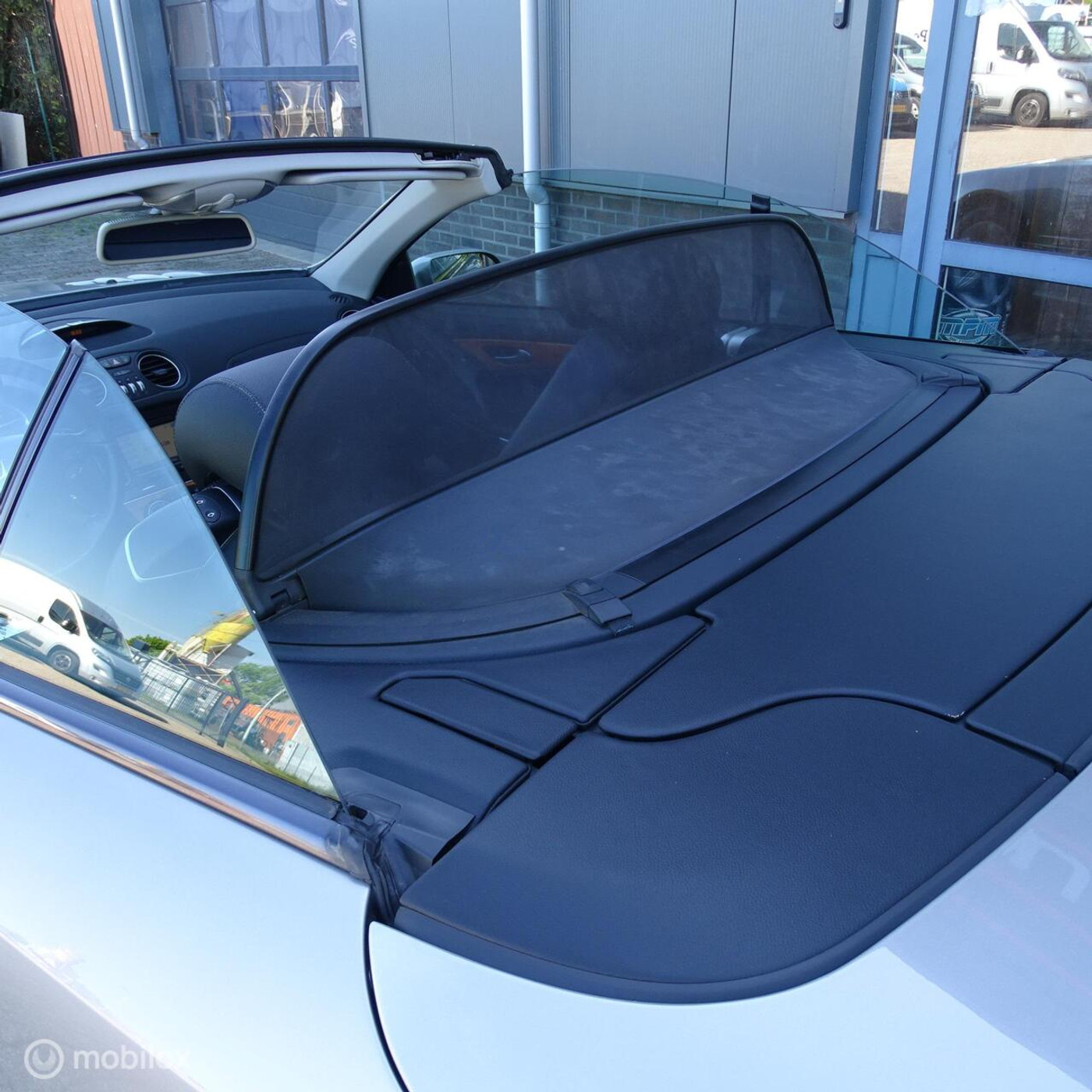 Foto van Mercedes-Benz SL 350