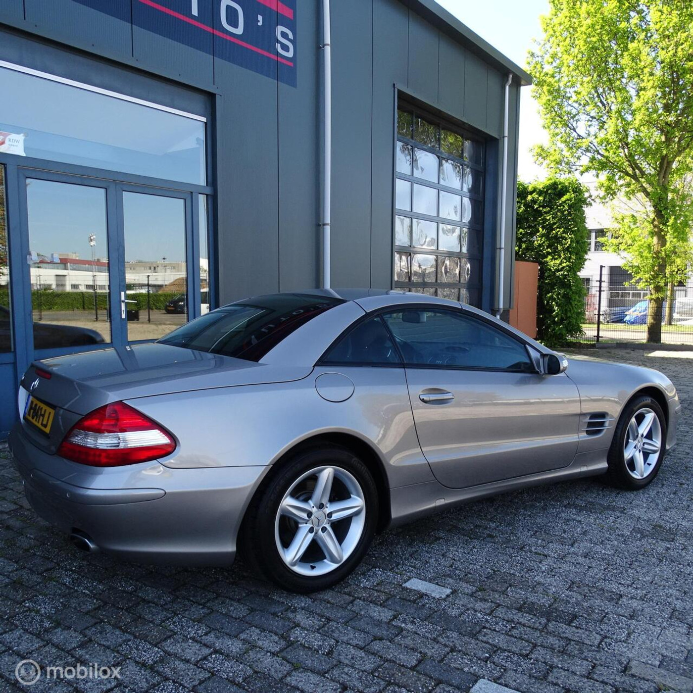 Foto van Mercedes-Benz SL 350