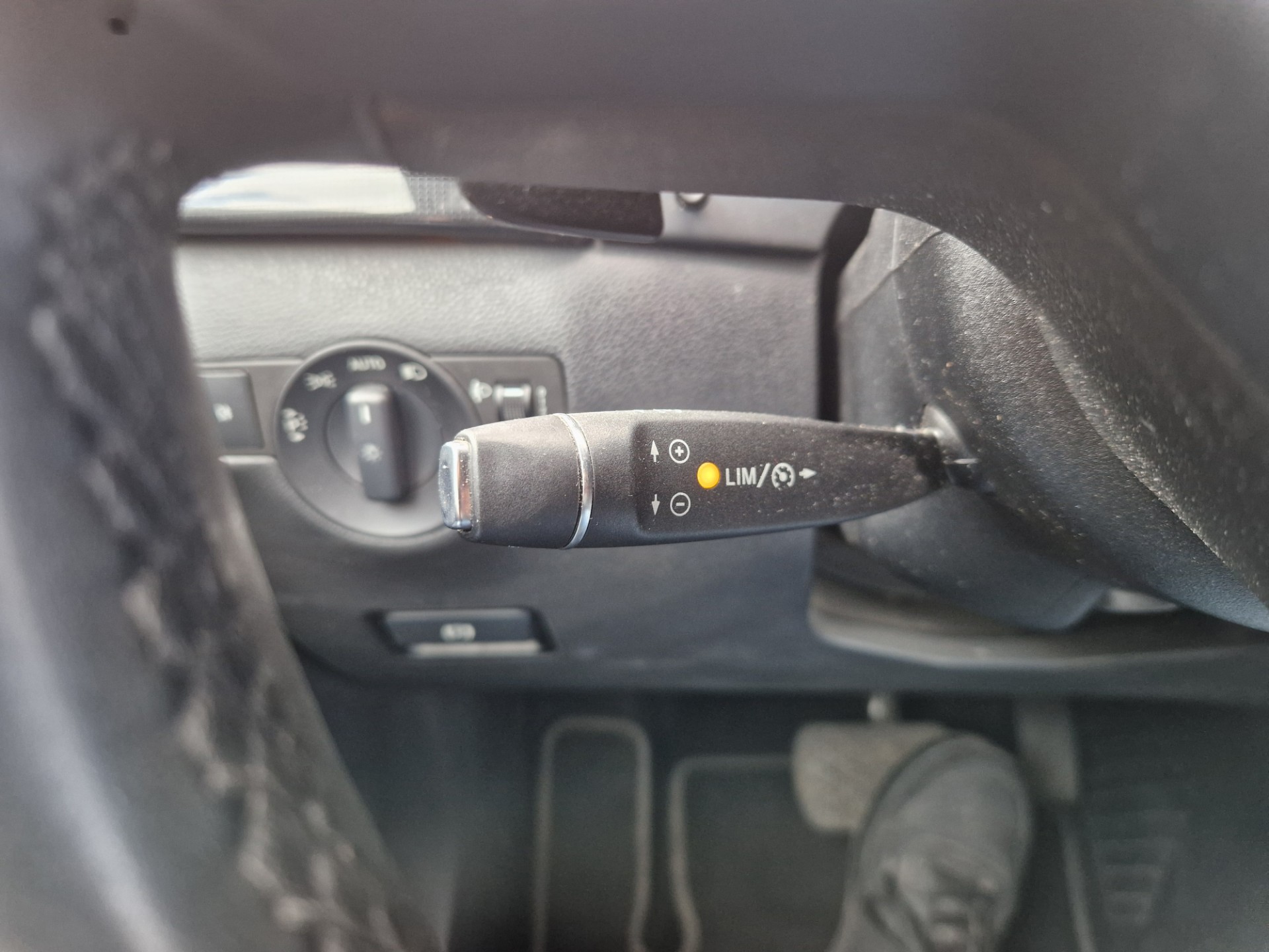 Foto van Mercedes-Benz B 180