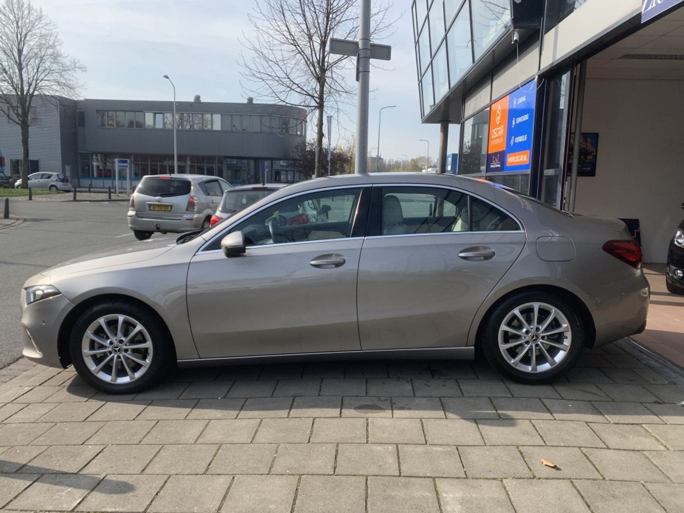 Foto van Mercedes-Benz A 200