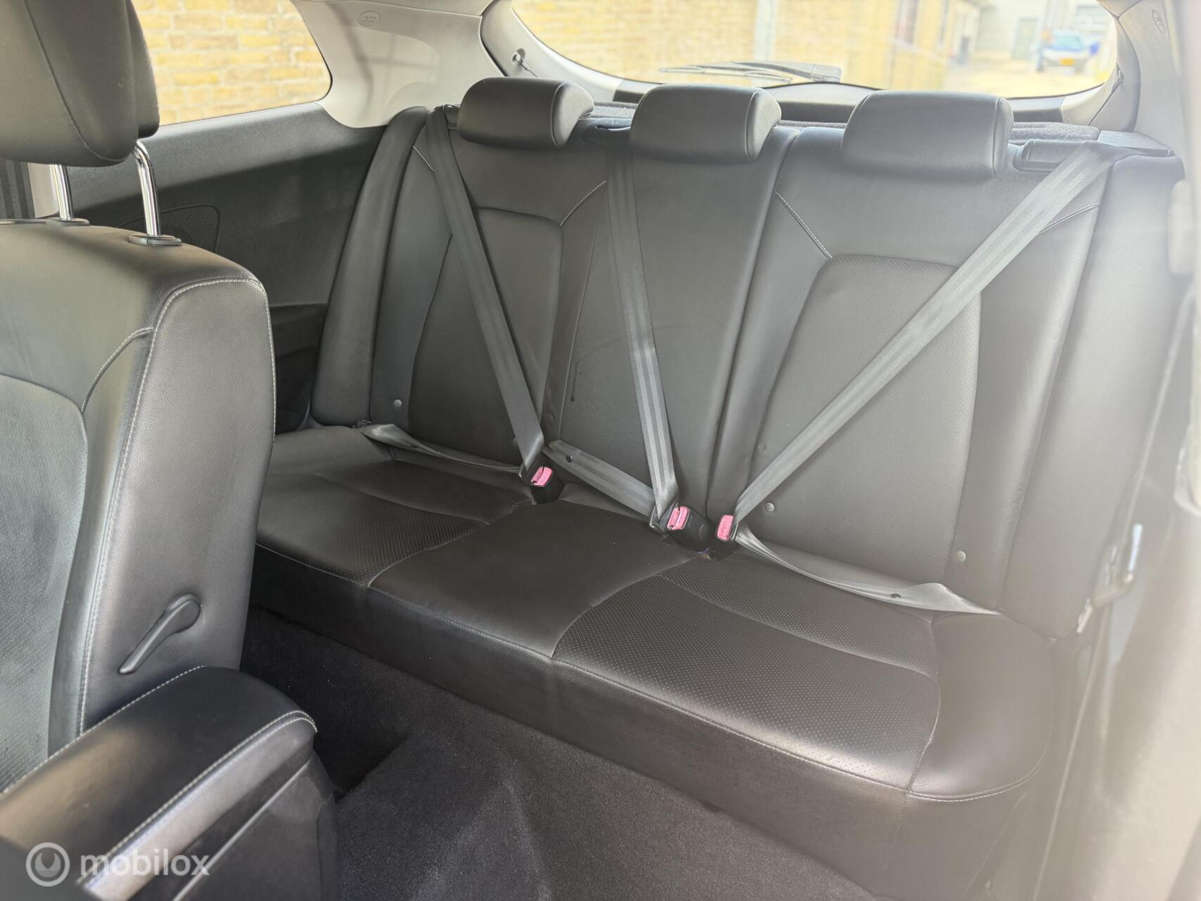 Foto van Kia Cee D