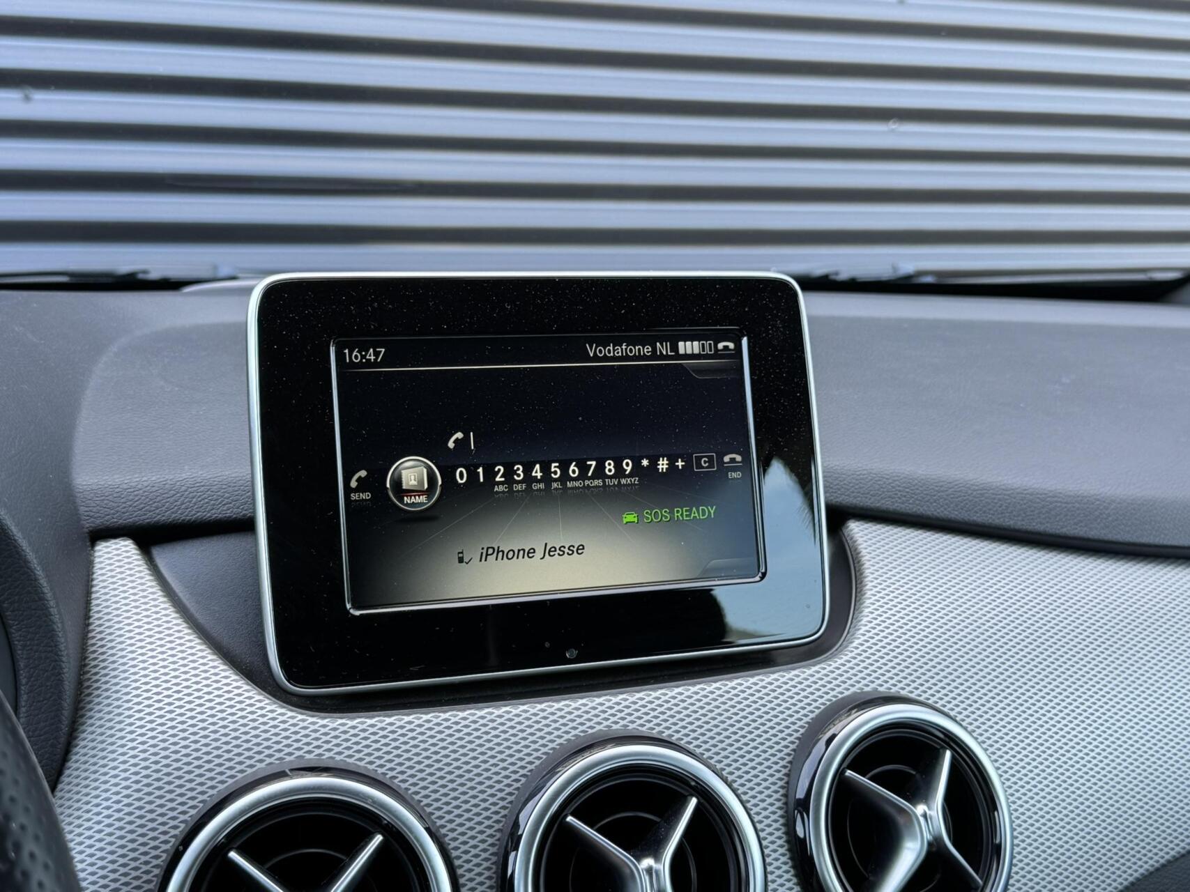 Foto van Mercedes-Benz B 180
