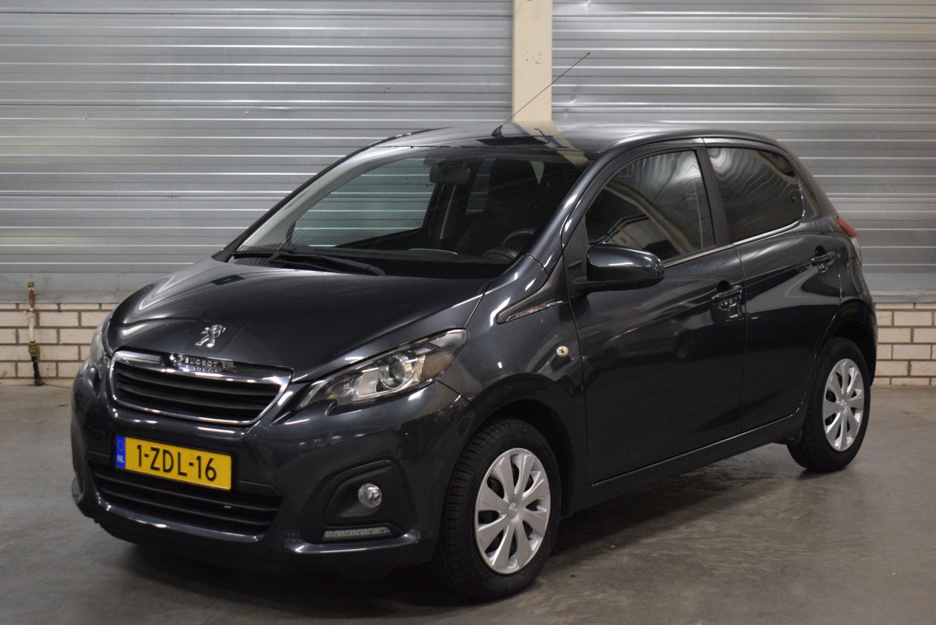 Peugeot Peugeot 108 1.0 e-VTi Active 82.000KM + Airco|Bluetooth| 2014 - voorkant