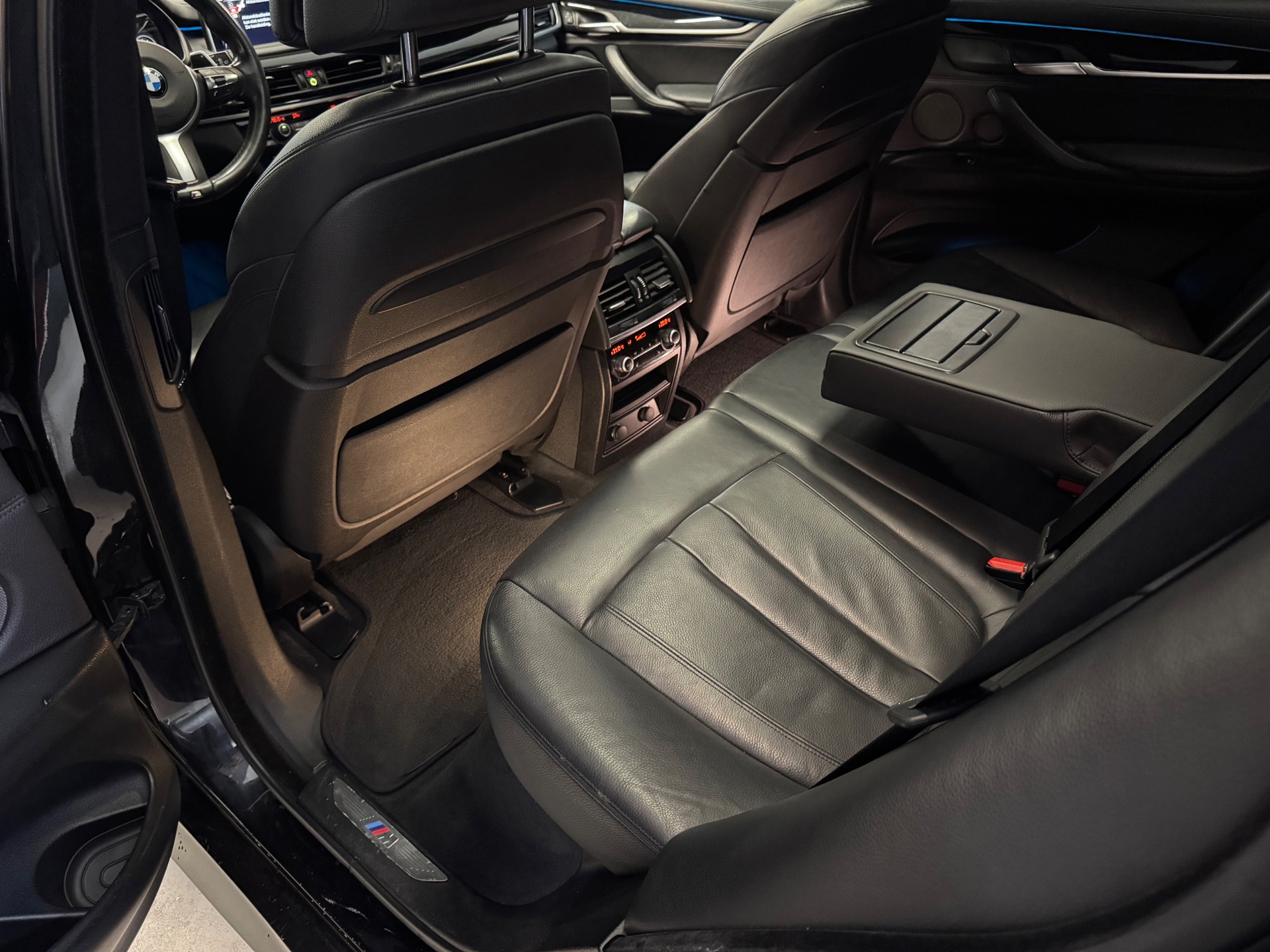 Foto van BMW X5 M50d