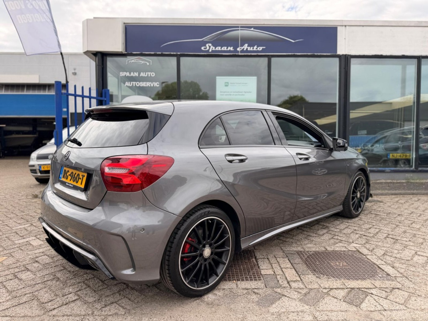 Foto van Mercedes-Benz A 180