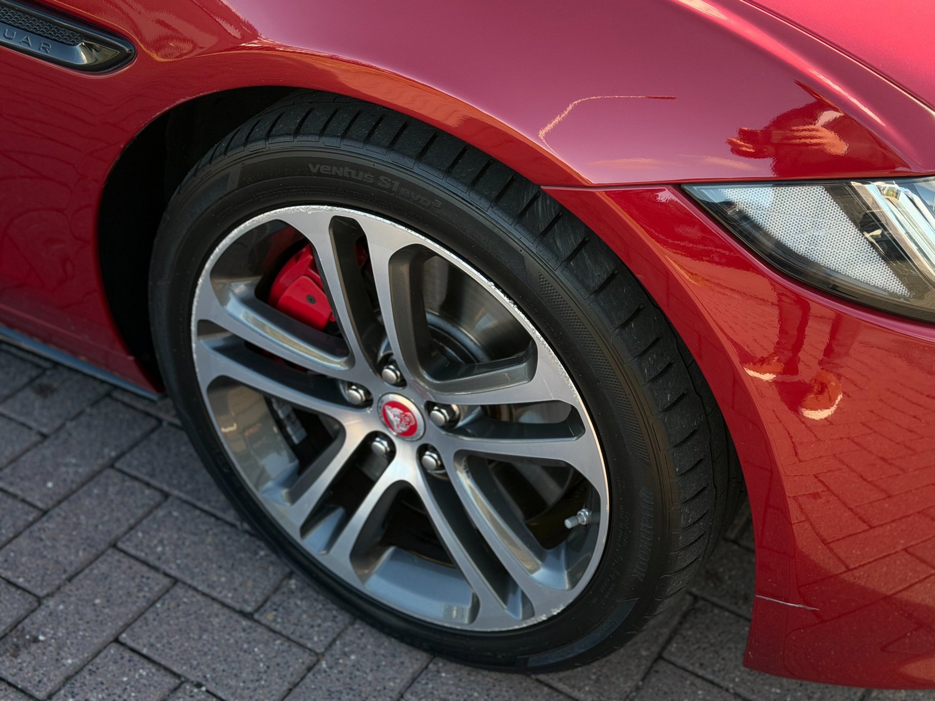 Foto van Jaguar Jaguar Xe
