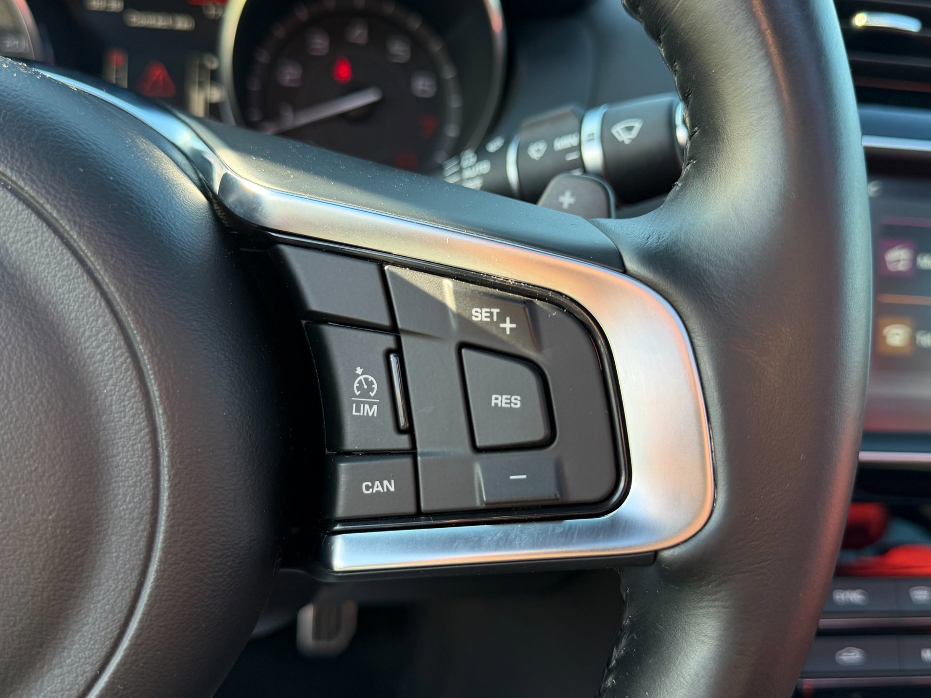Foto van Jaguar Jaguar Xe