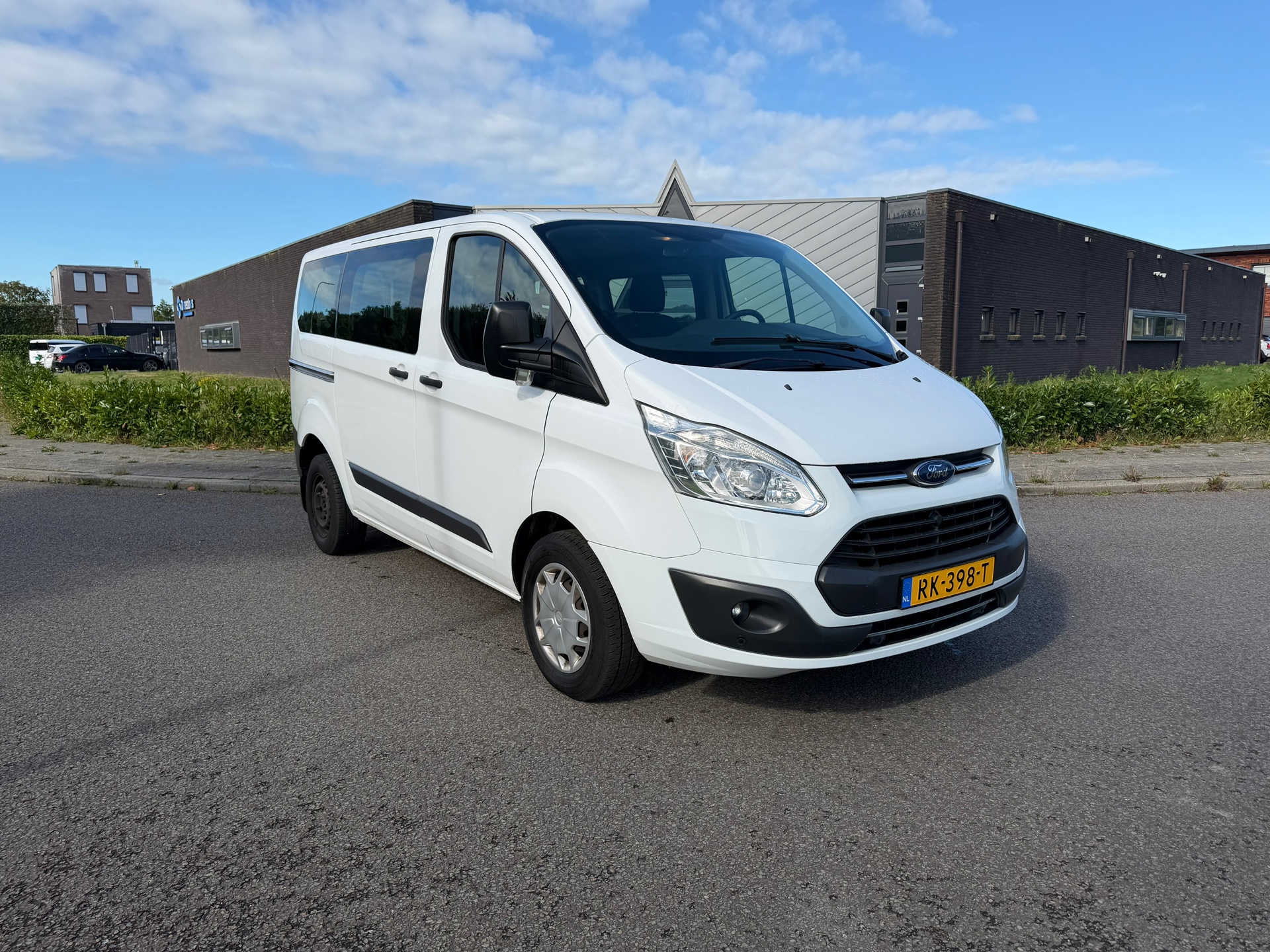 Ford Transit Custom 310 2.0 TDCI L1H1 Trend MOTOR TIKT/MOTOR DEFECT 2017 - voorkant