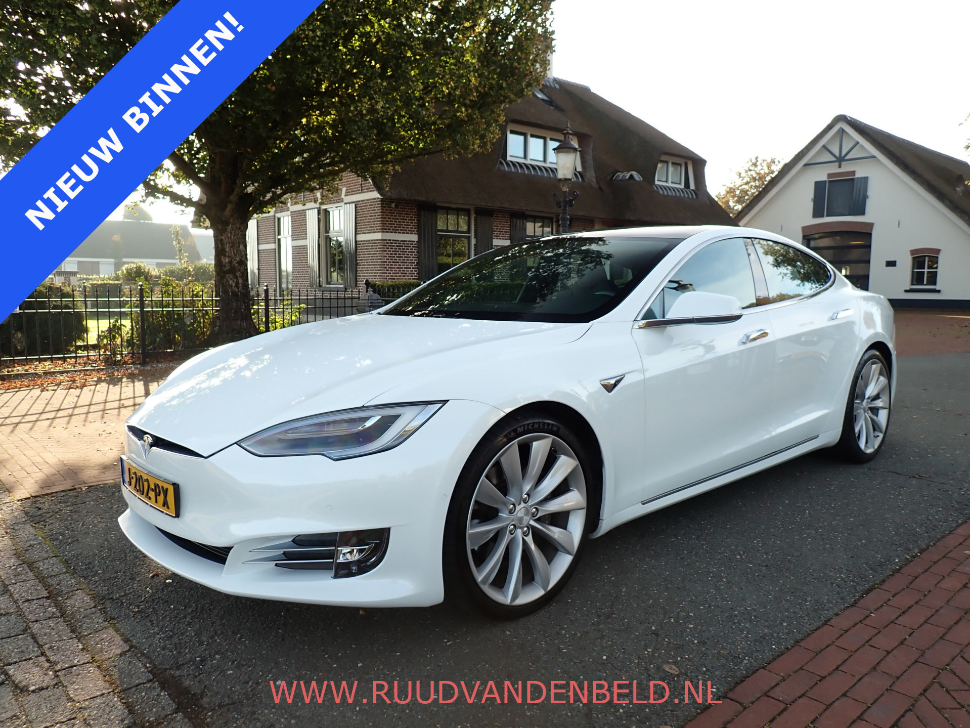 Tesla Model S Long Range RAVEN 2020 - voorkant
