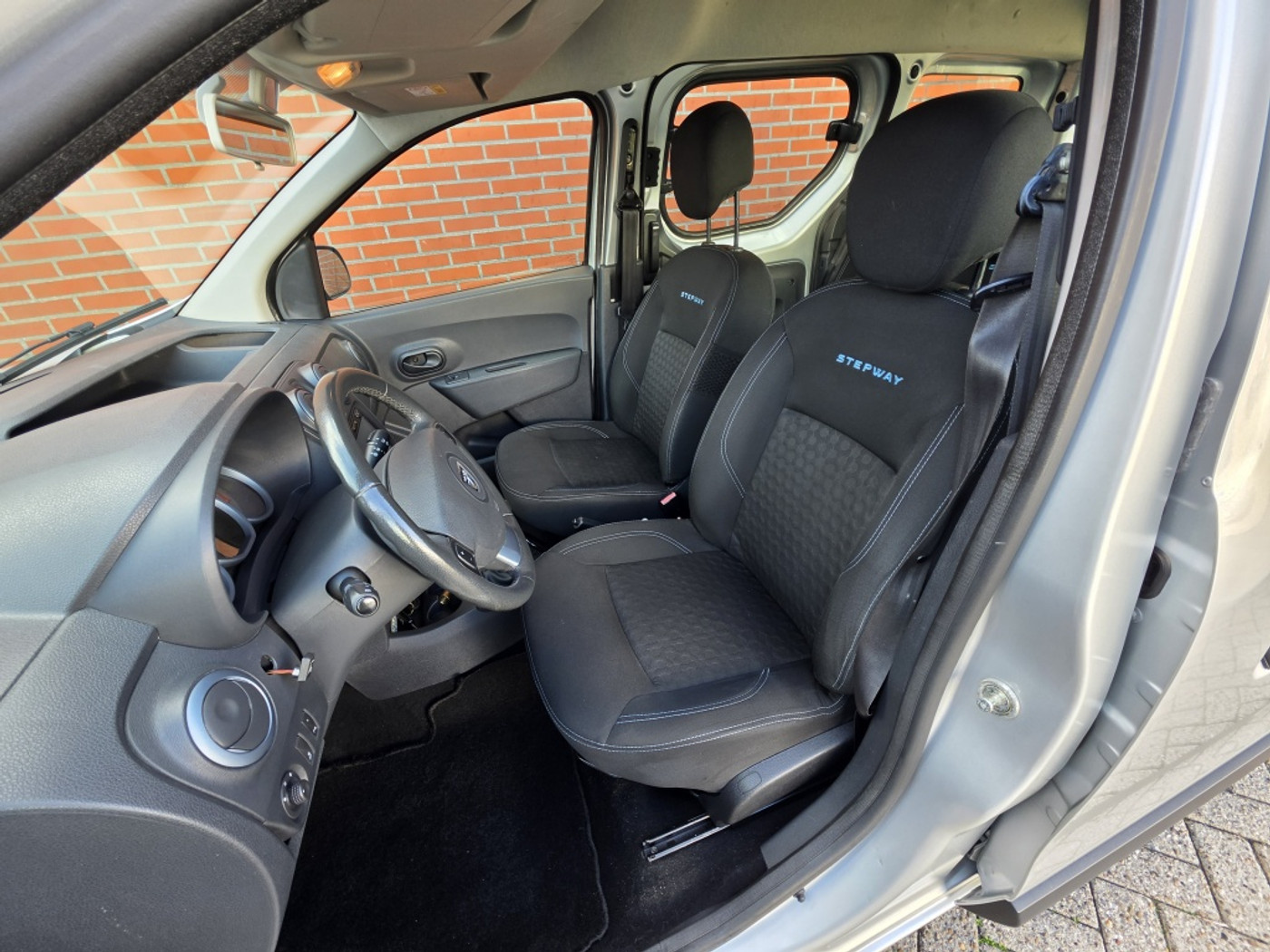 Foto van Dacia Dokker