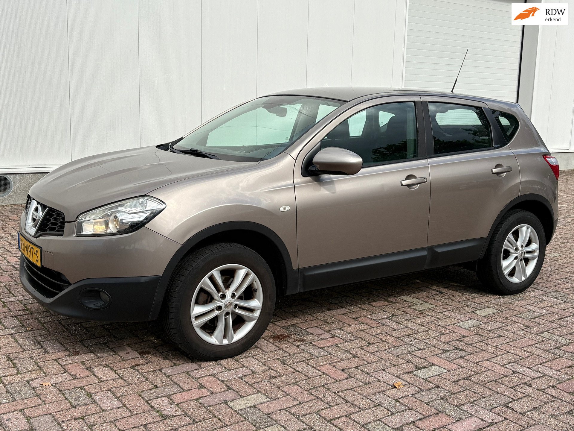 Nissan Nissan Qashqai 1.5 dCi Acenta 2010 - voorkant