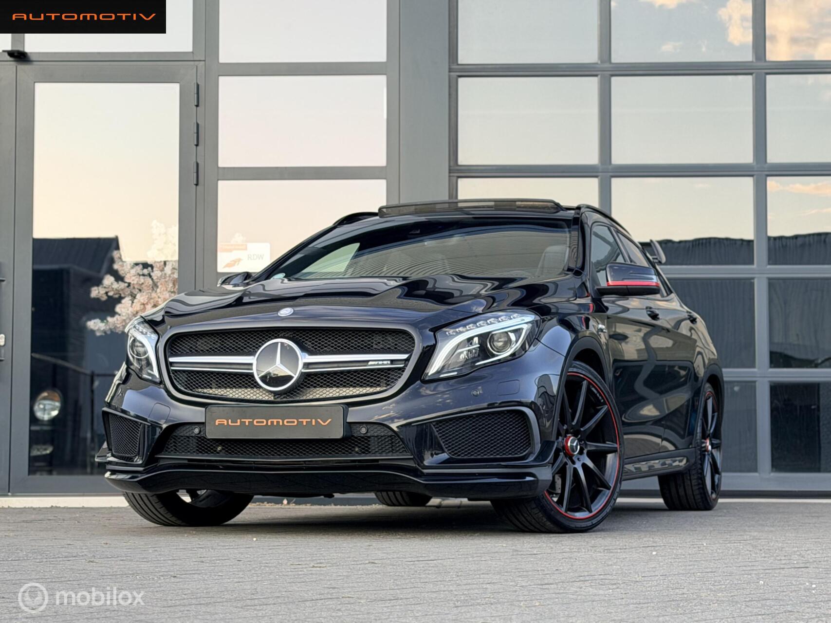 Mercedes-Benz Gla 45 AMG 4Matic AMG 45 4Matic Edition 1 2015 - voorkant