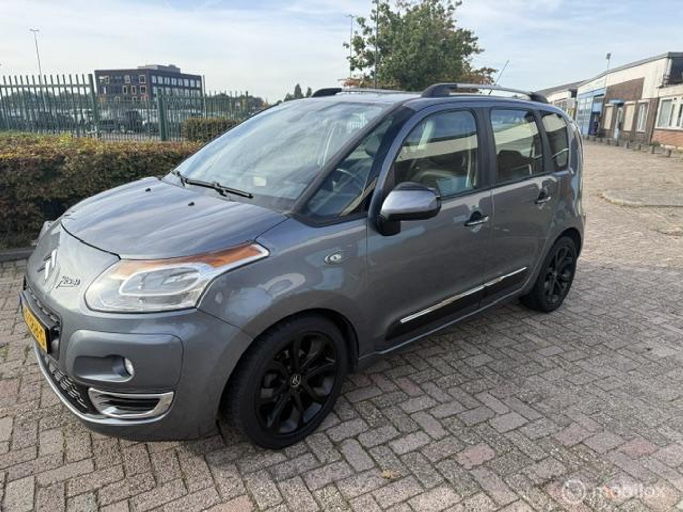 Citroen C3 Picasso 1.4 VTi Exclusive APK 09-2027-AIRCO- 2009 - voorkant