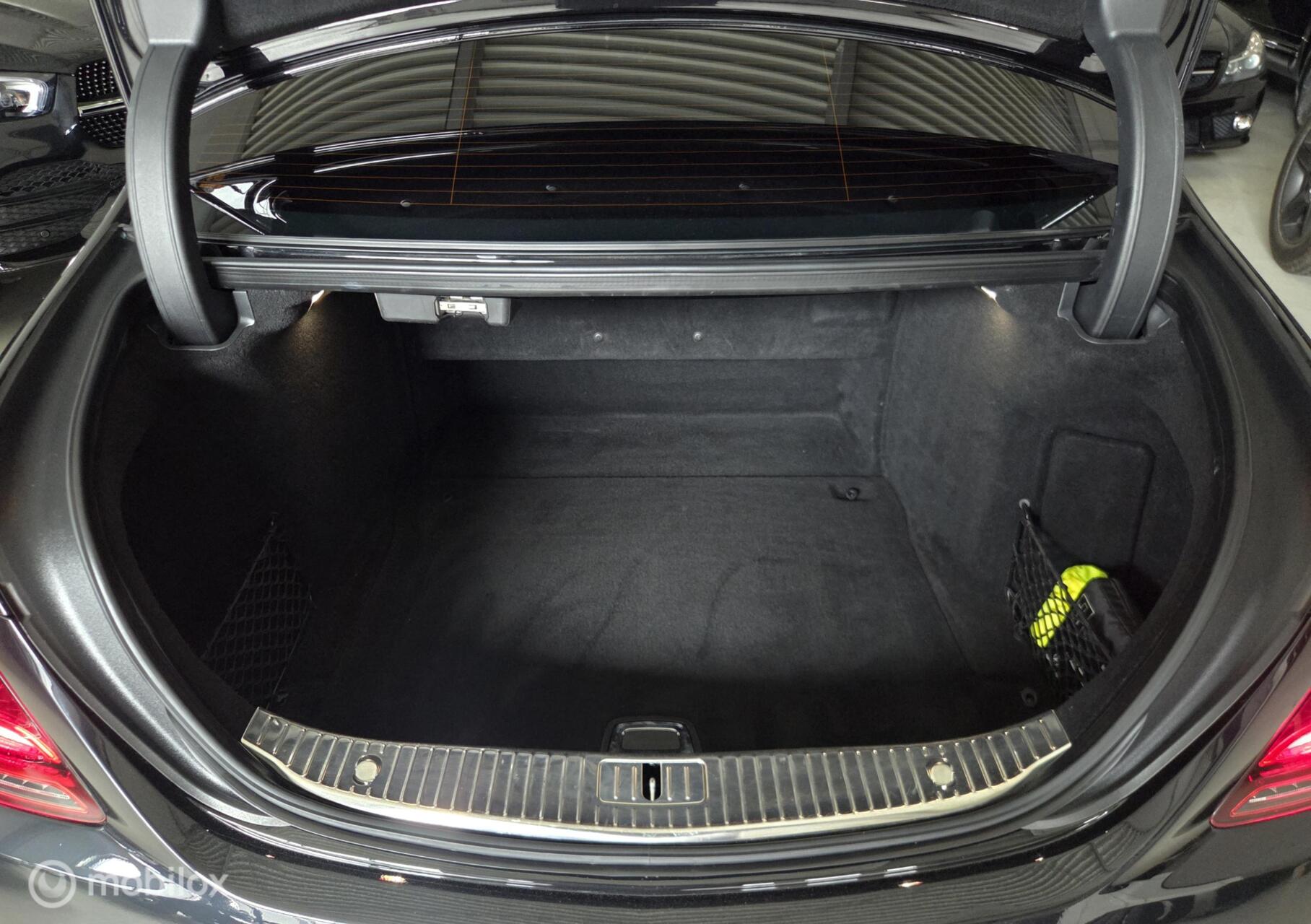 Foto van Mercedes-Benz S 400 D 4Matic