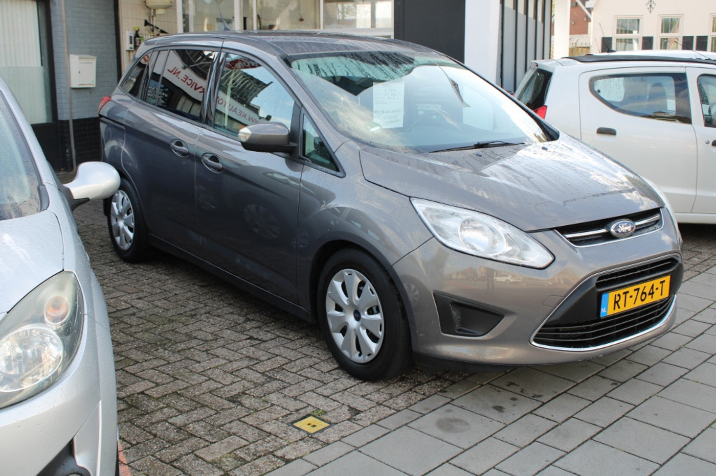 Ford Grand C-max 1.0 Trend 2013 - voorkant