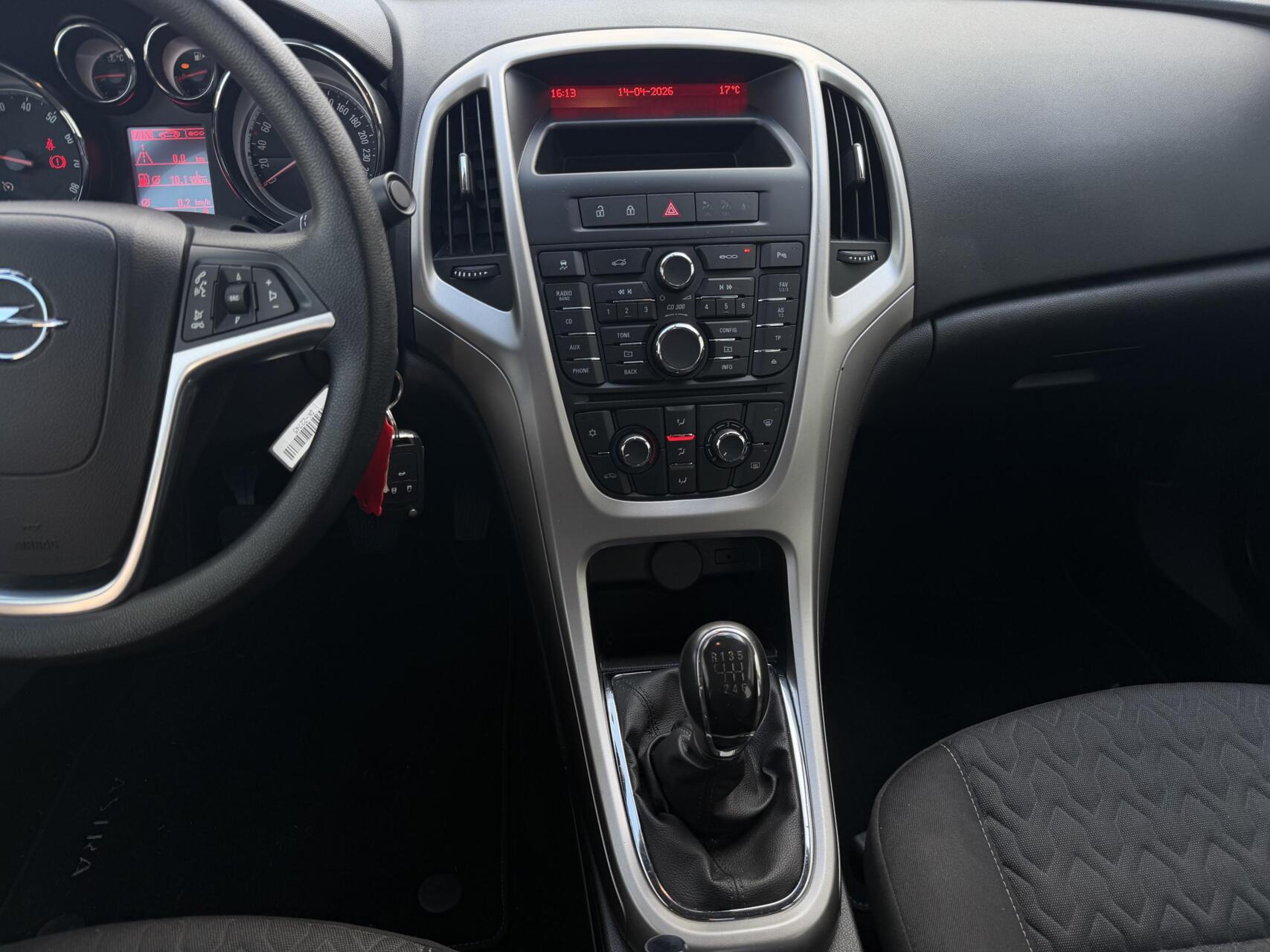 Foto van Opel Astra Notchback
