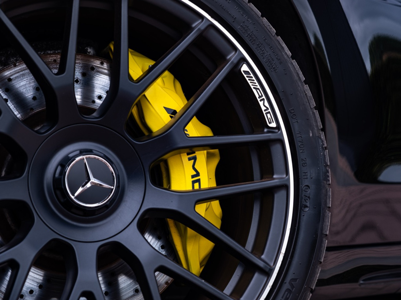 Foto van Mercedes-Benz AMG C 63