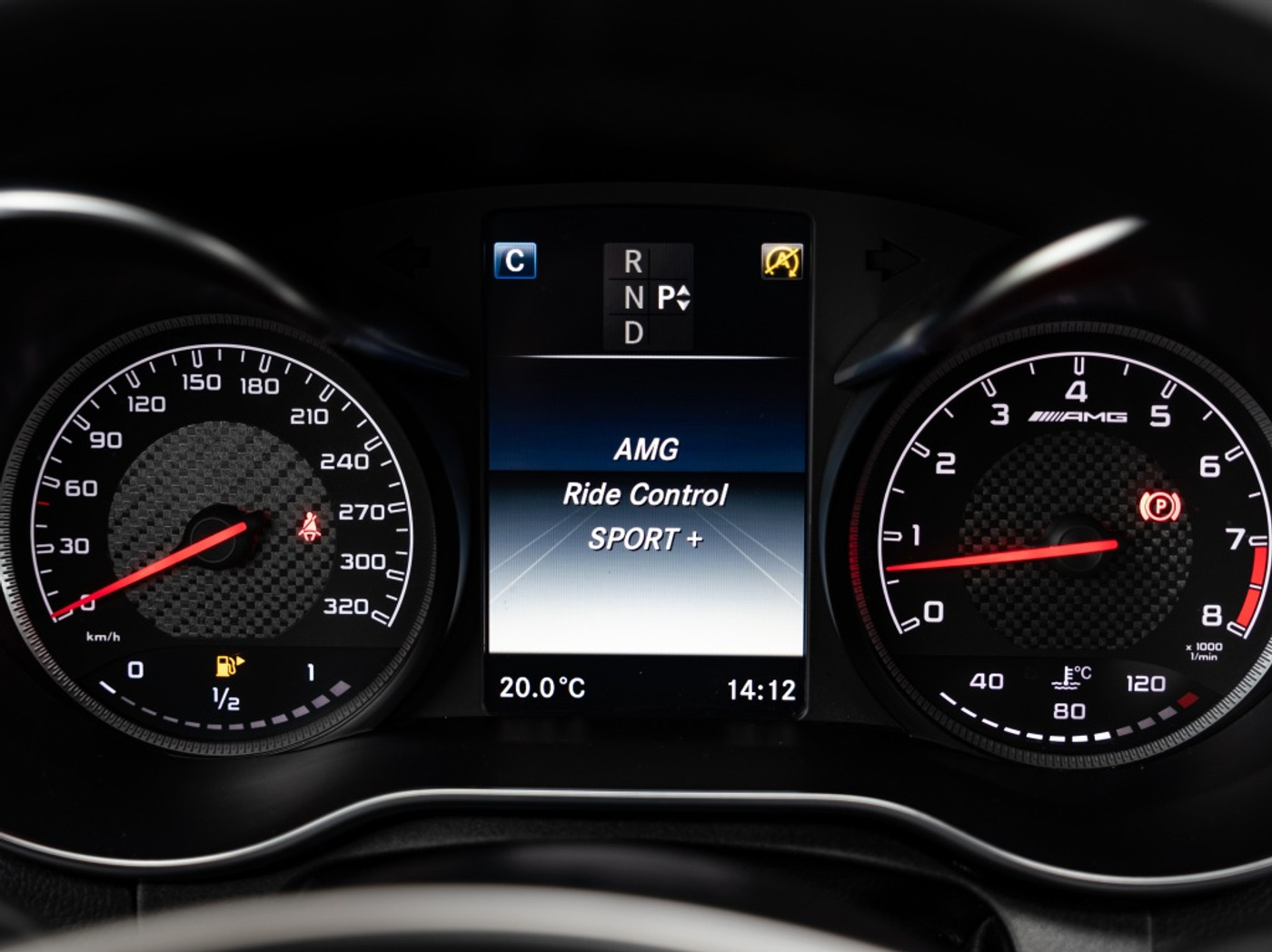 Foto van Mercedes-Benz AMG C 63