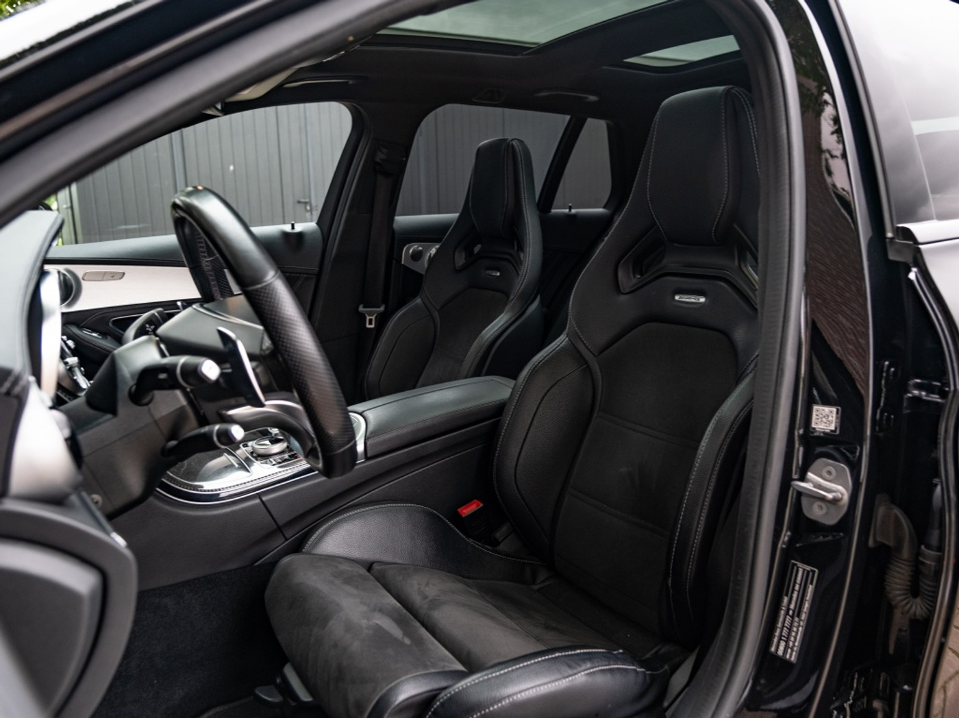 Foto van Mercedes-Benz AMG C 63