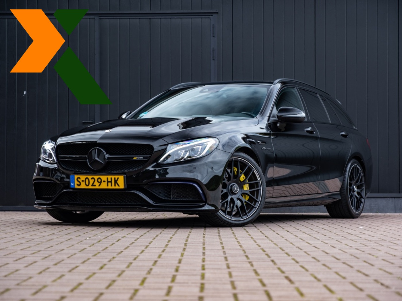 Mercedes-Benz AMG C 63 AMG 63 Estate V8 BiTurbo | Carbon | Schaalstoelen | Panodak | Burmester | Elek trekhaak | Nightpack | Etc.. etc.. MB – dealer onderh 2017 - voorkant