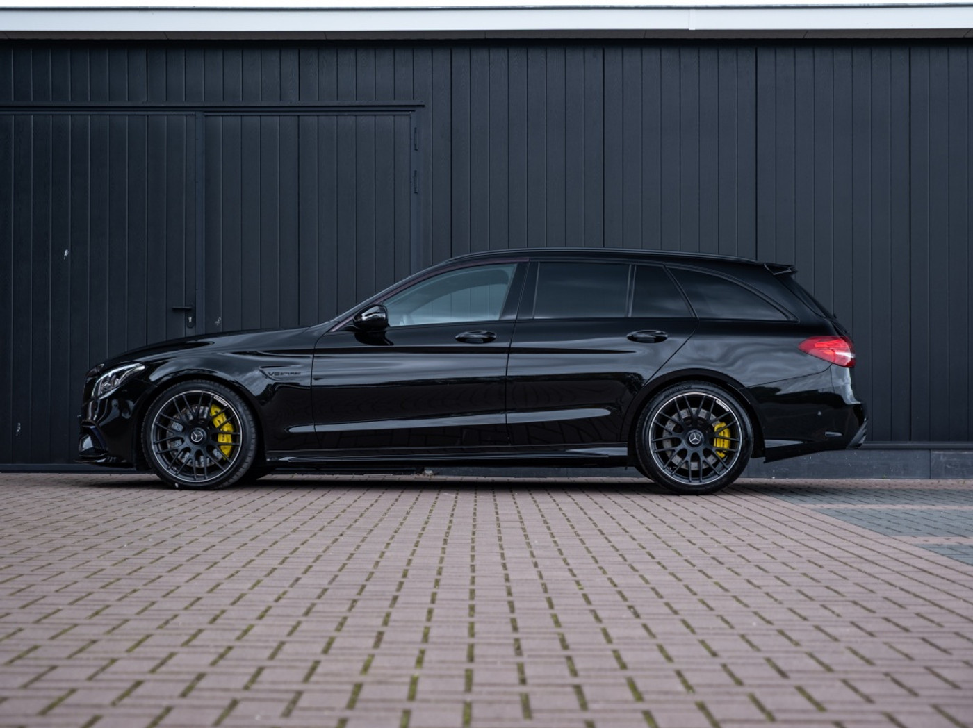 Foto van Mercedes-Benz AMG C 63