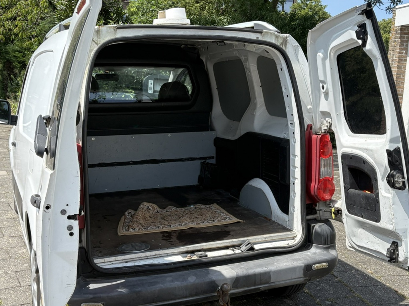 Foto van Peugeot Partner 120 L1 1.6hdif 66kw - 2pl