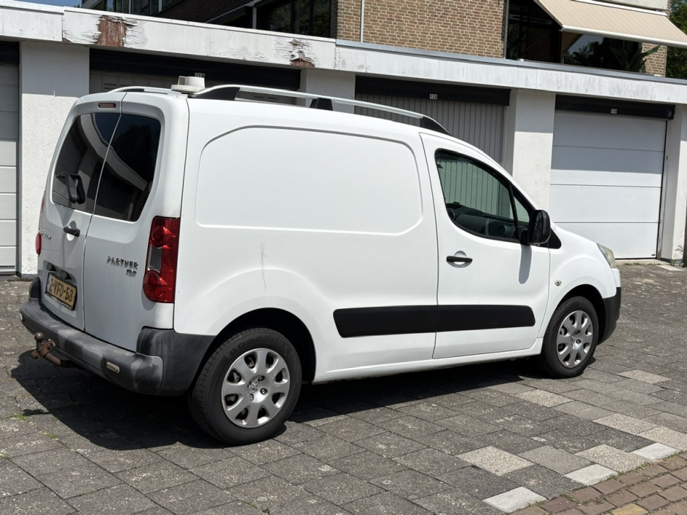 Foto van Peugeot Partner 120 L1 1.6hdif 66kw - 2pl