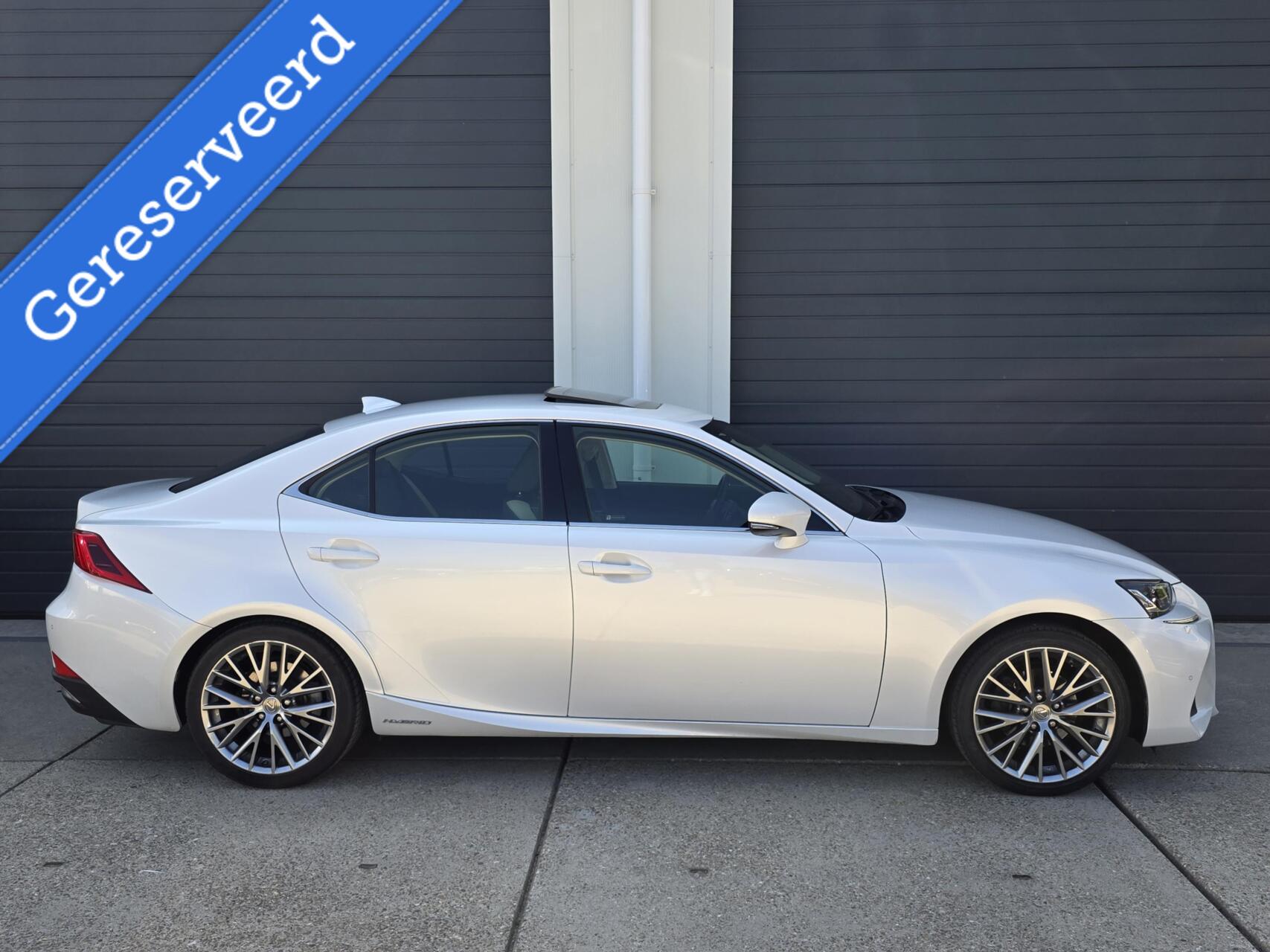 Foto van Lexus Lexus Is300h
