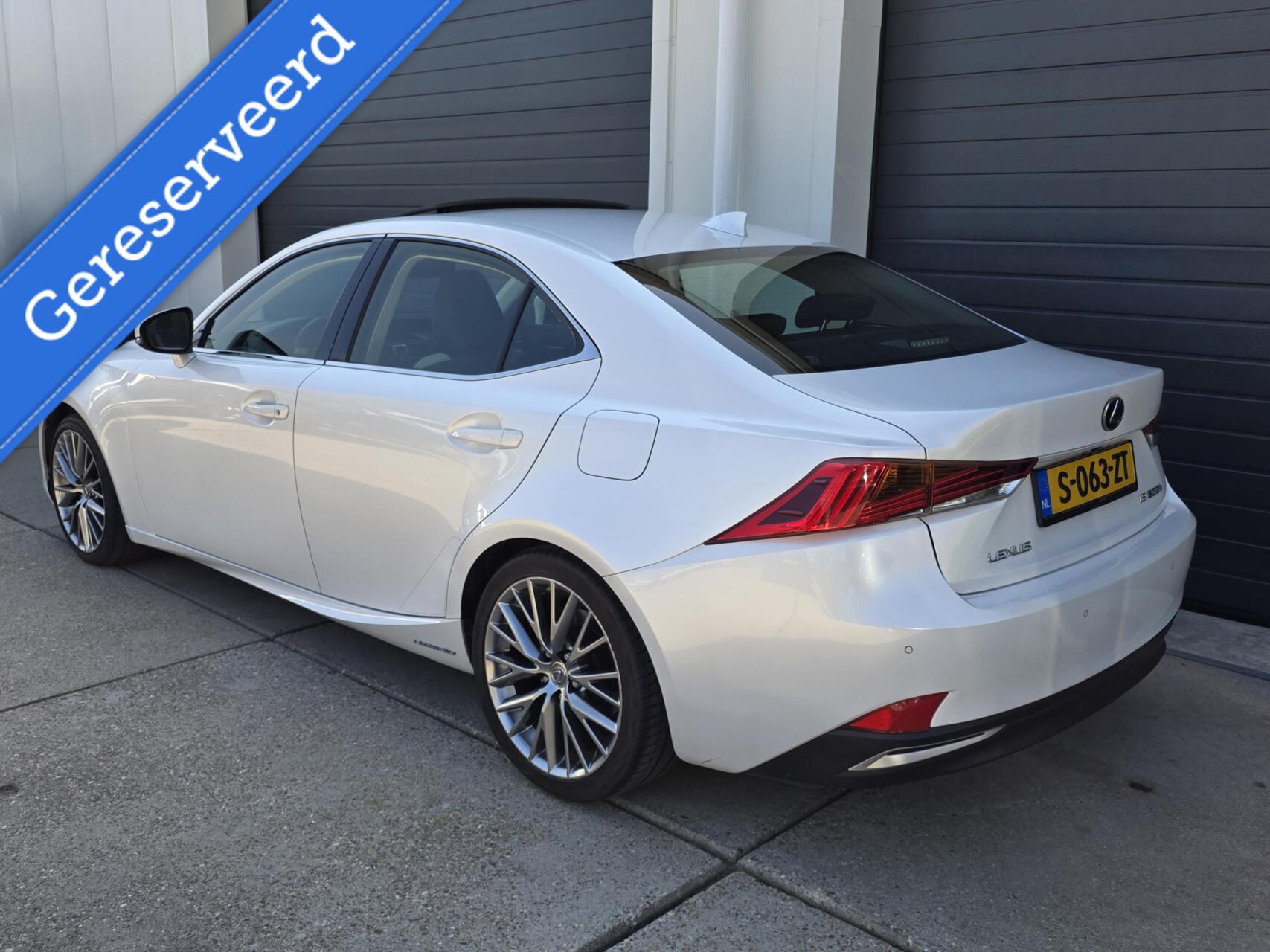Foto van Lexus Lexus Is300h