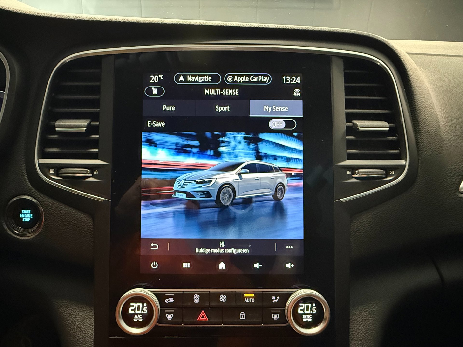 Foto van Renault Megane E-tech Plug-in Hybrid