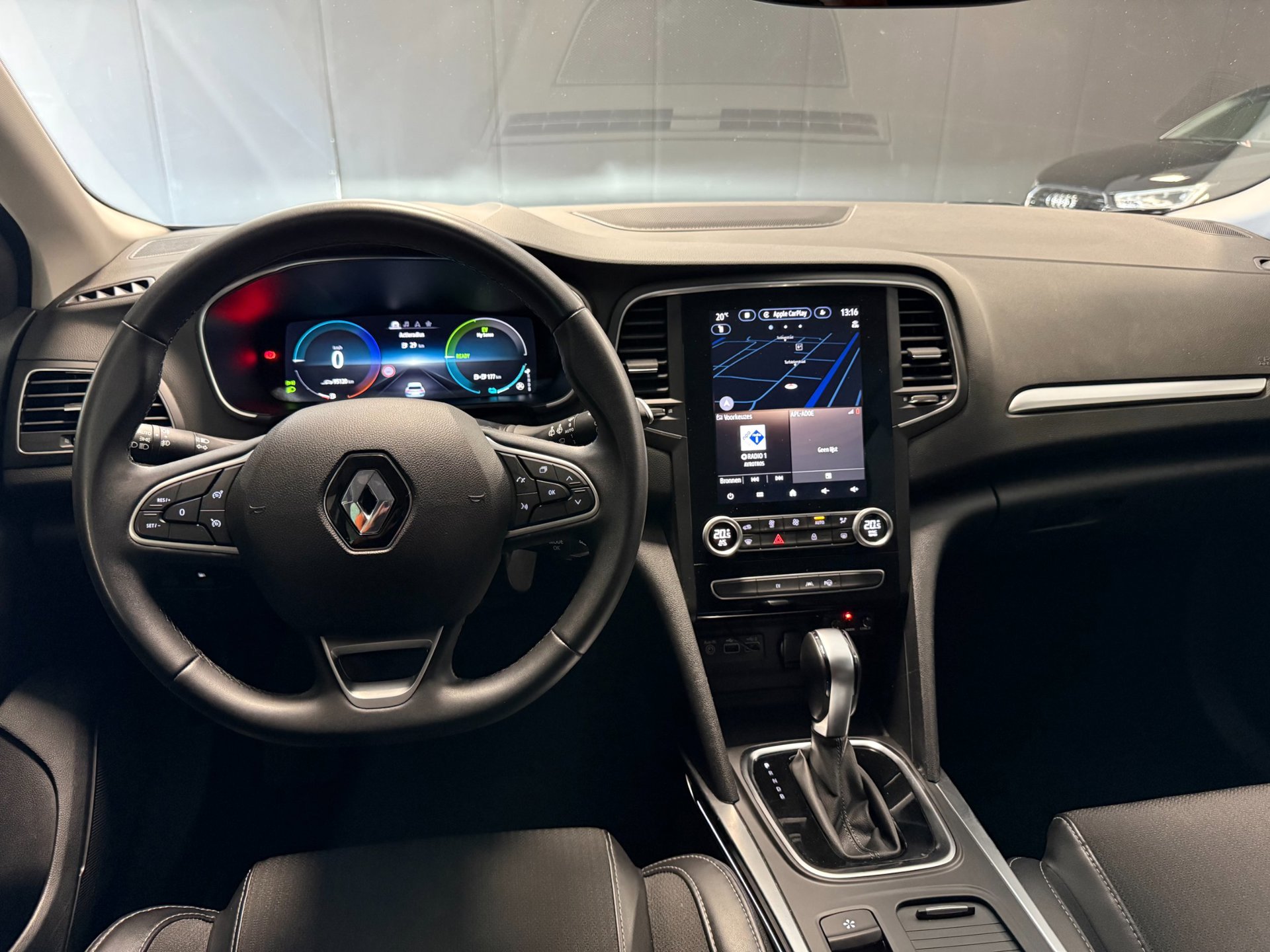 Foto van Renault Megane E-tech Plug-in Hybrid
