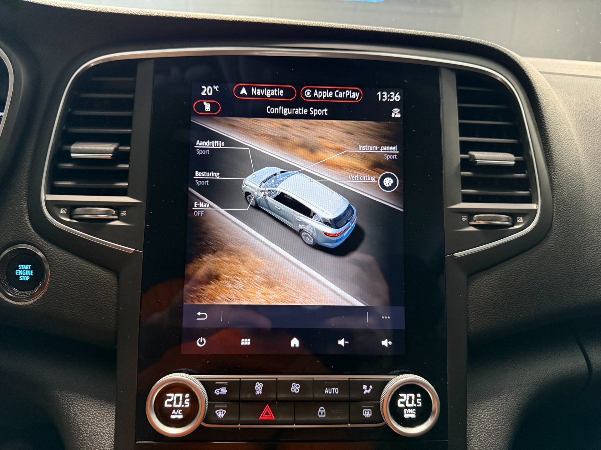 Foto van Renault Megane E-tech Plug-in Hybrid