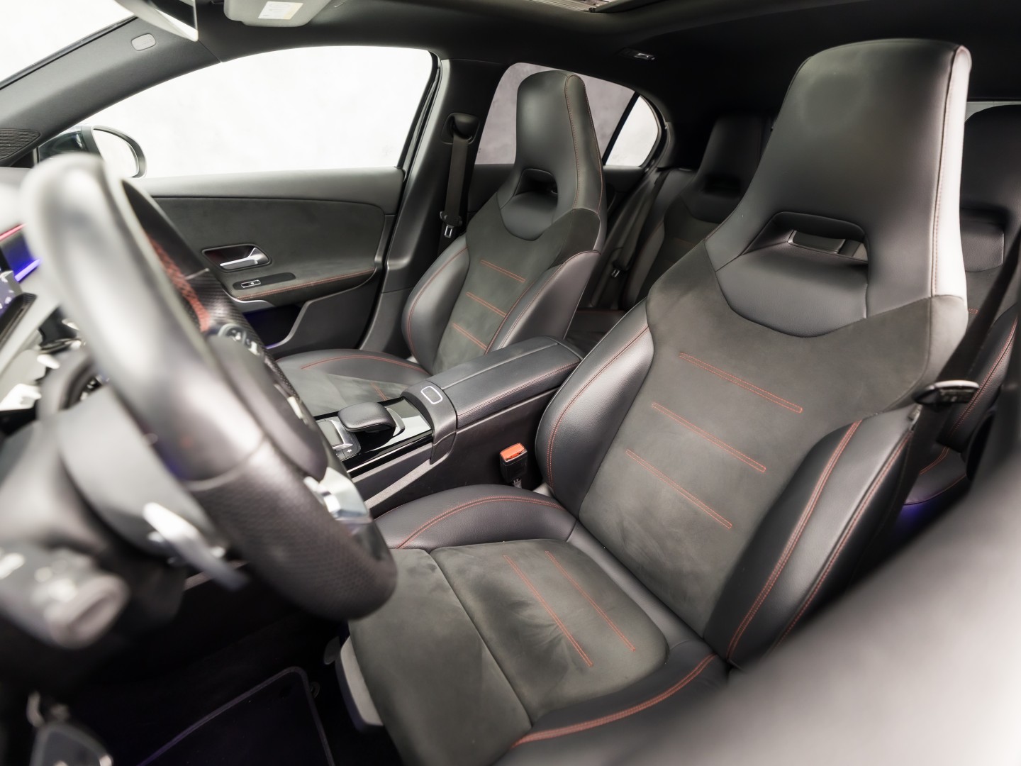 Foto van Mercedes-Benz A 250 E