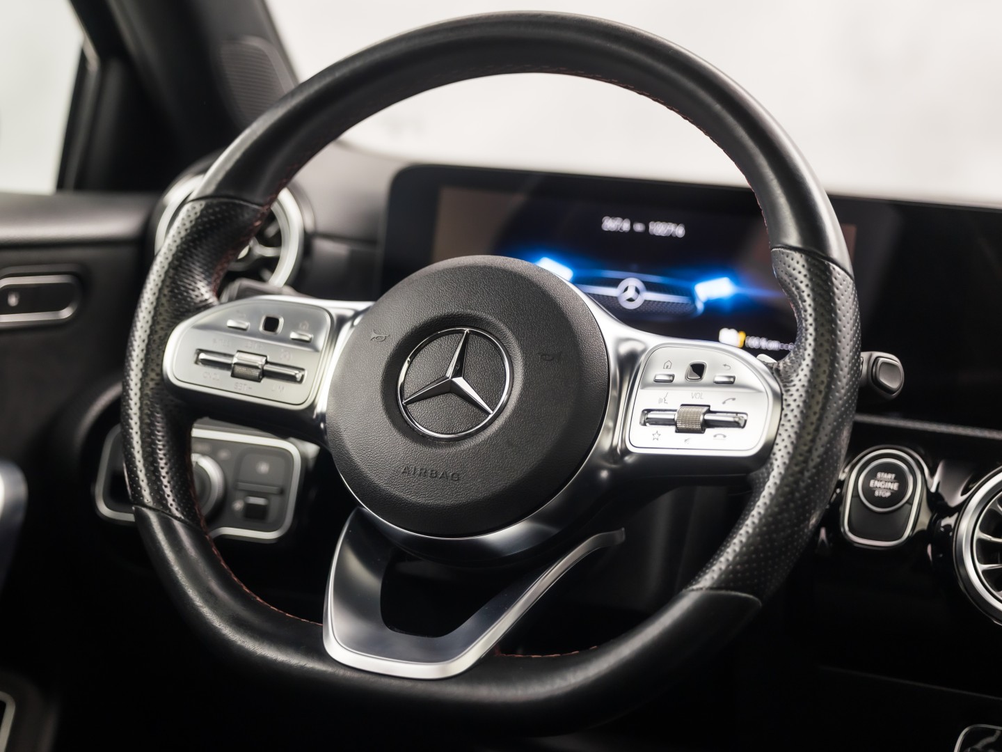 Foto van Mercedes-Benz A 250 E