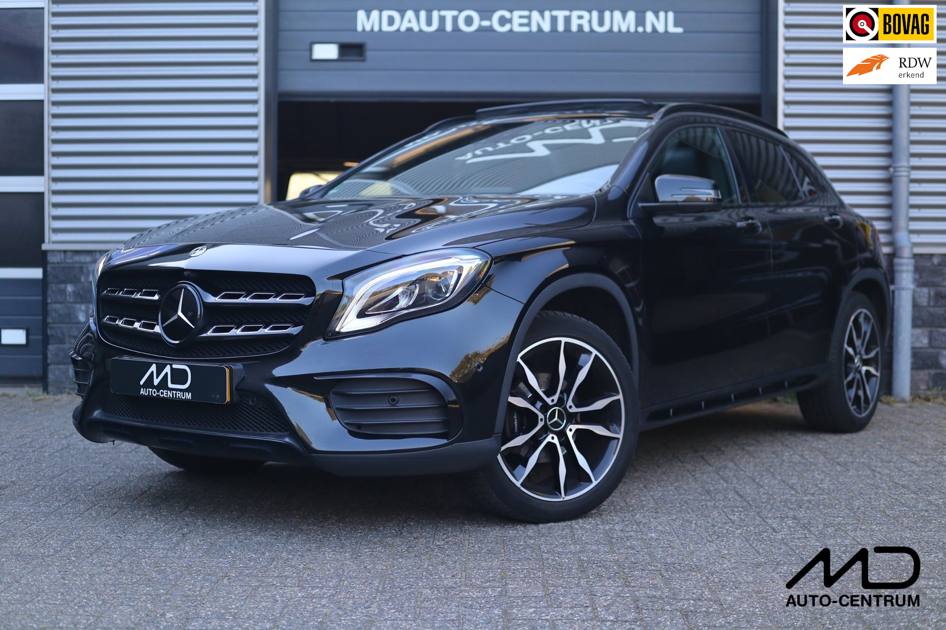 Mercedes-Benz Gla 200 200 AMG| Pano| 360 camera| Memory| Keyless 2017 - voorkant
