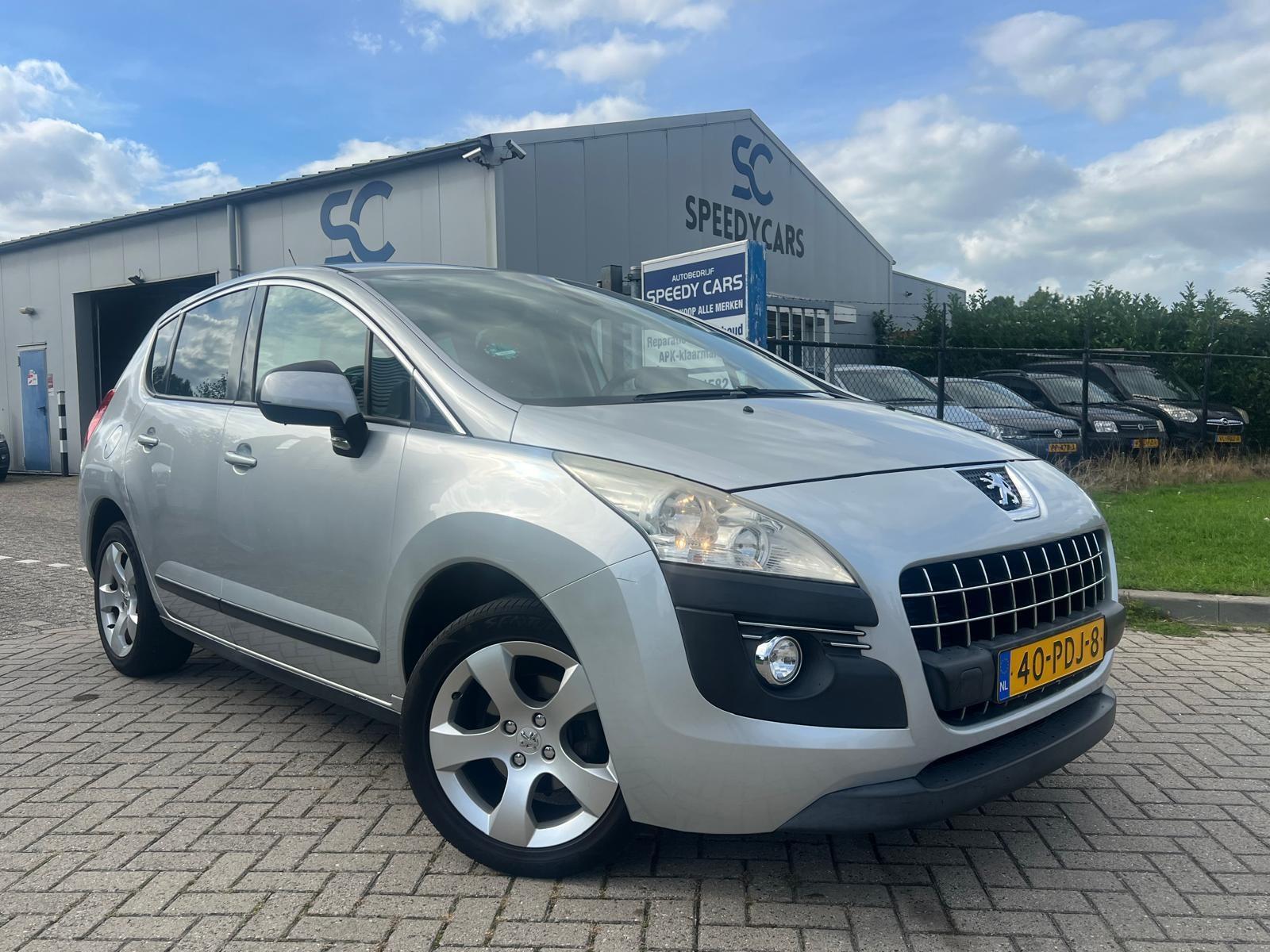 Peugeot 3008 1.6 VTi SR Clima Cruise Navi PDC Trekhaak 2011 - voorkant